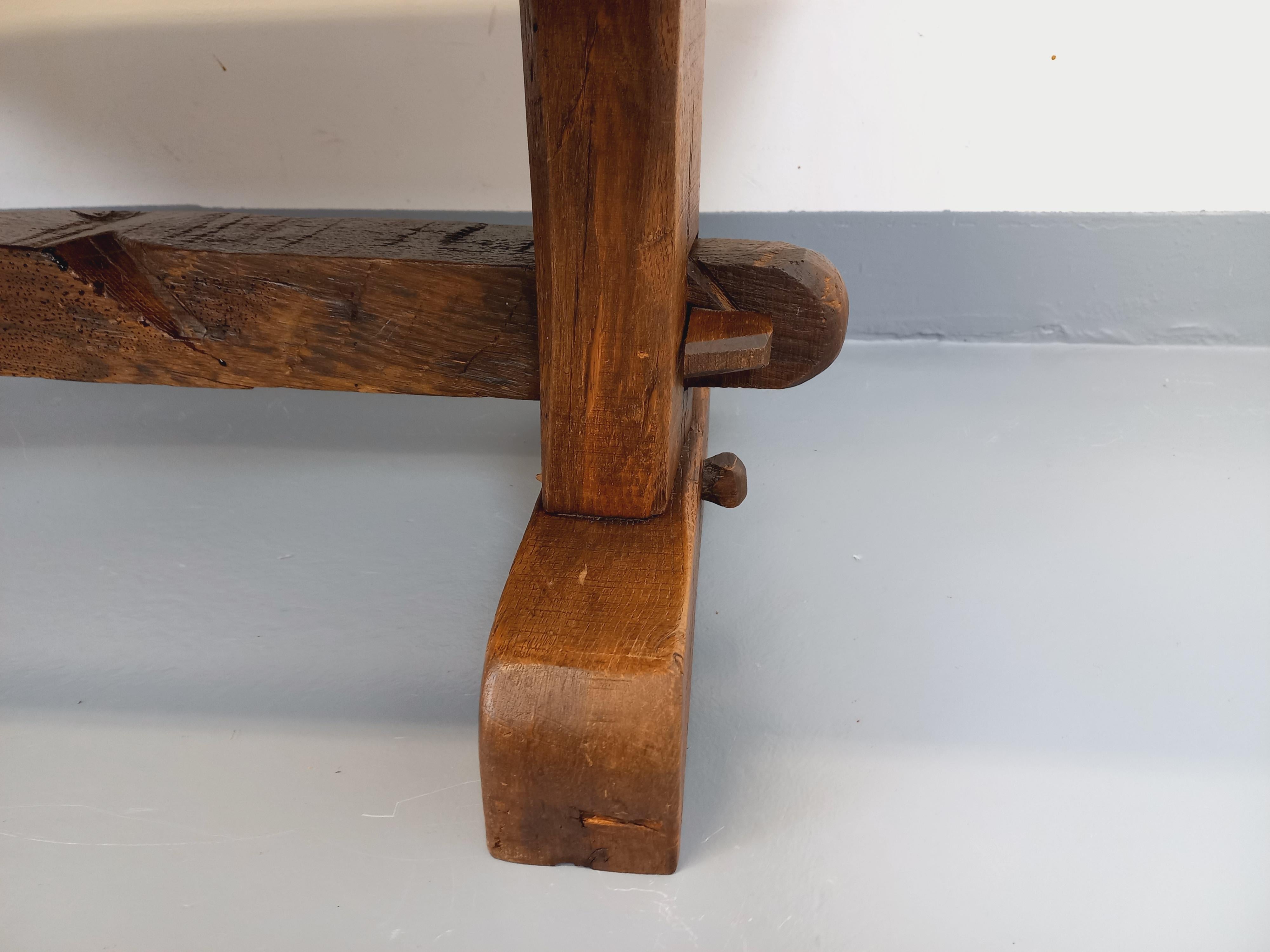 Rechteckiger, rustikaler Vintage-Tisch aus massivem Céramique-Material im Angebot 3
