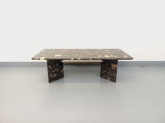 Table basse rectangulaire vintage en marbre noir et verre fumé des années 70