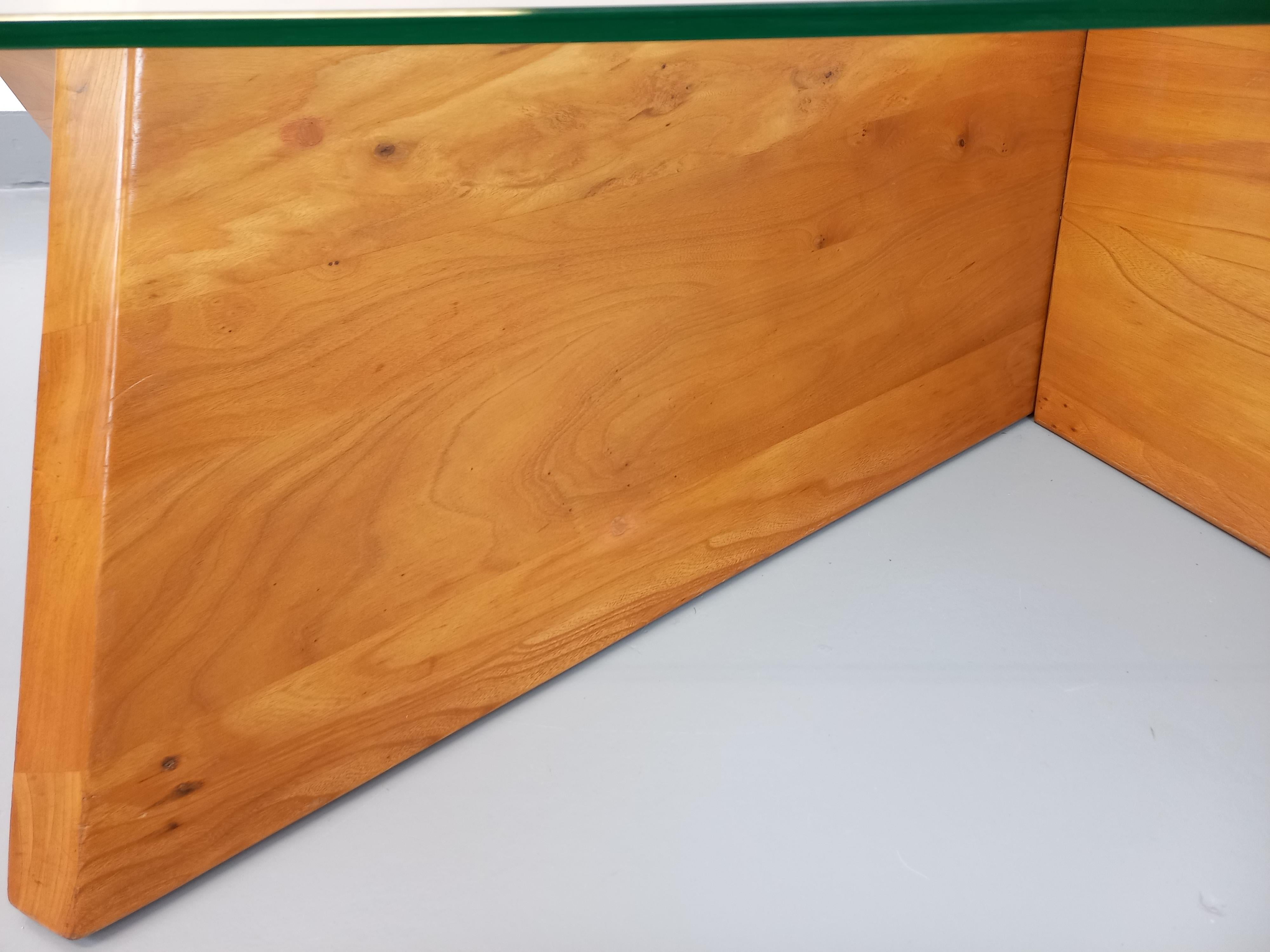Rechteckiger Vintage-Tisch aus Massivholz und Verre aus den 80er Jahren im Angebot 13