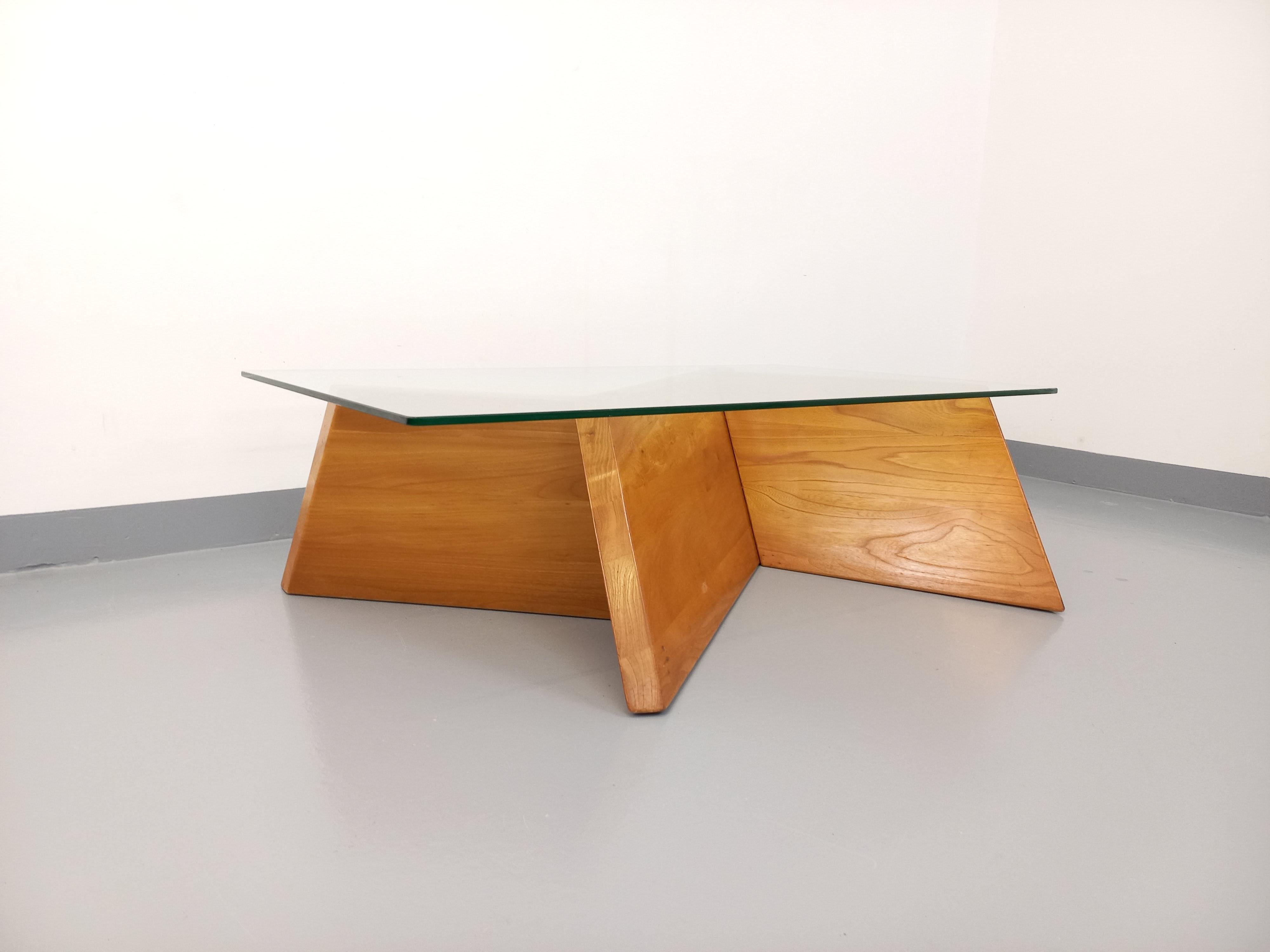Rechteckiger Vintage-Tisch aus Massivholz und Verre aus den 80er Jahren im Angebot 1