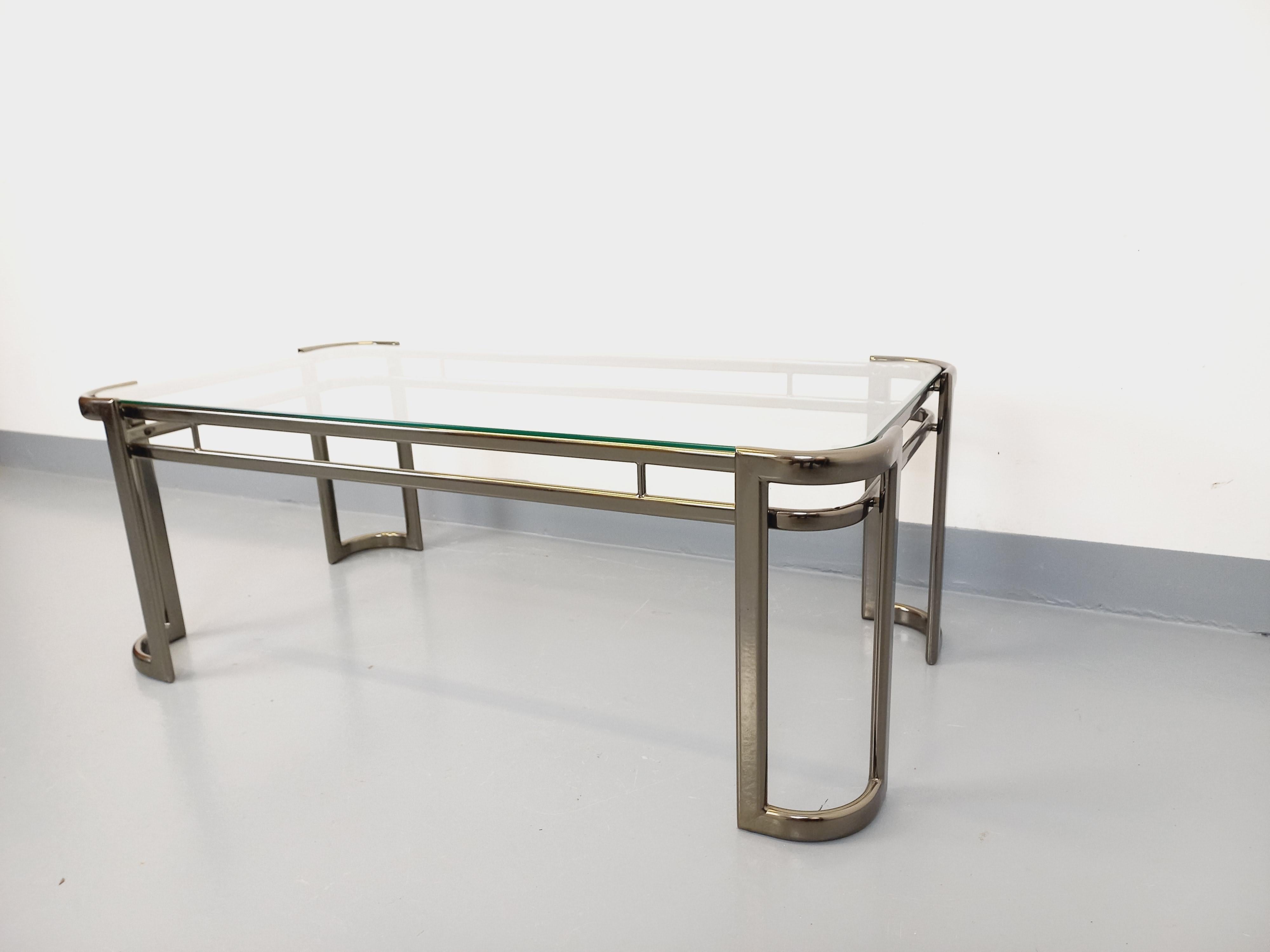Fin du 20e siècle Table basse rectangulaire vintage italienne Morex en verre transparent et métal en vente