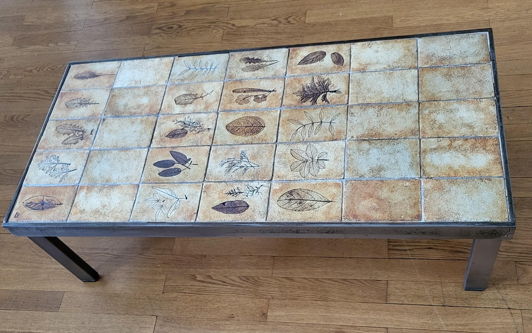 Table basse Roger Capron en Grès céramique Francaise Vallauris Côte-d'Azur 1970 In Good Condition For Sale In London, England