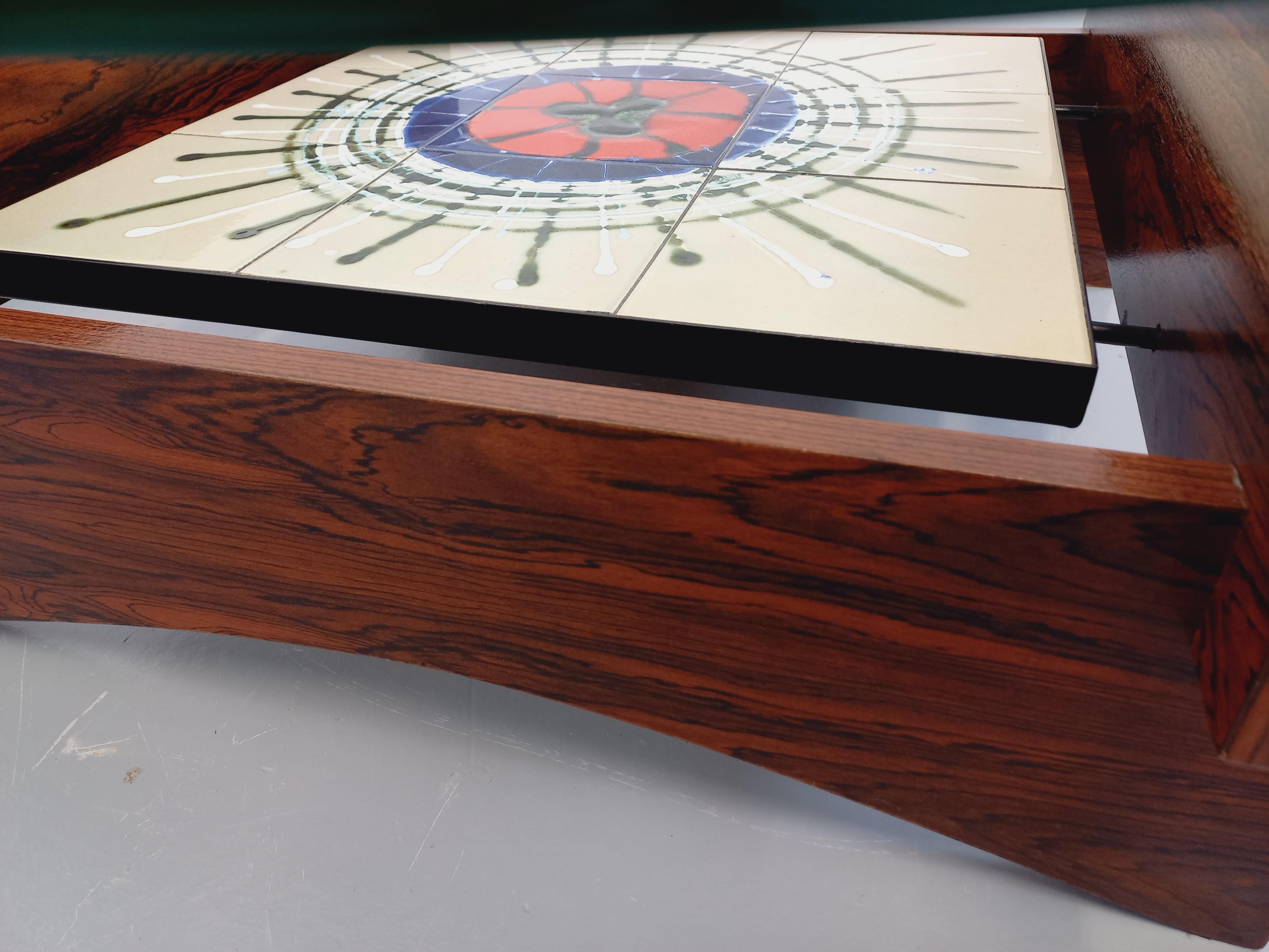 Table basse ronde 2 plateaux vintage des années 60 70 en verre, palissandre en vente 12