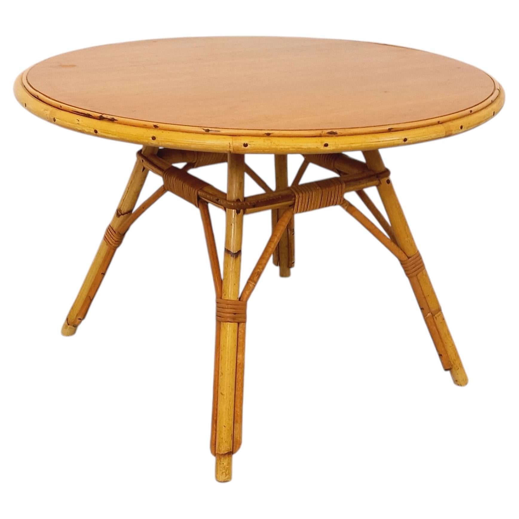 Table basse ronde en rotin et bois vintage des années 60