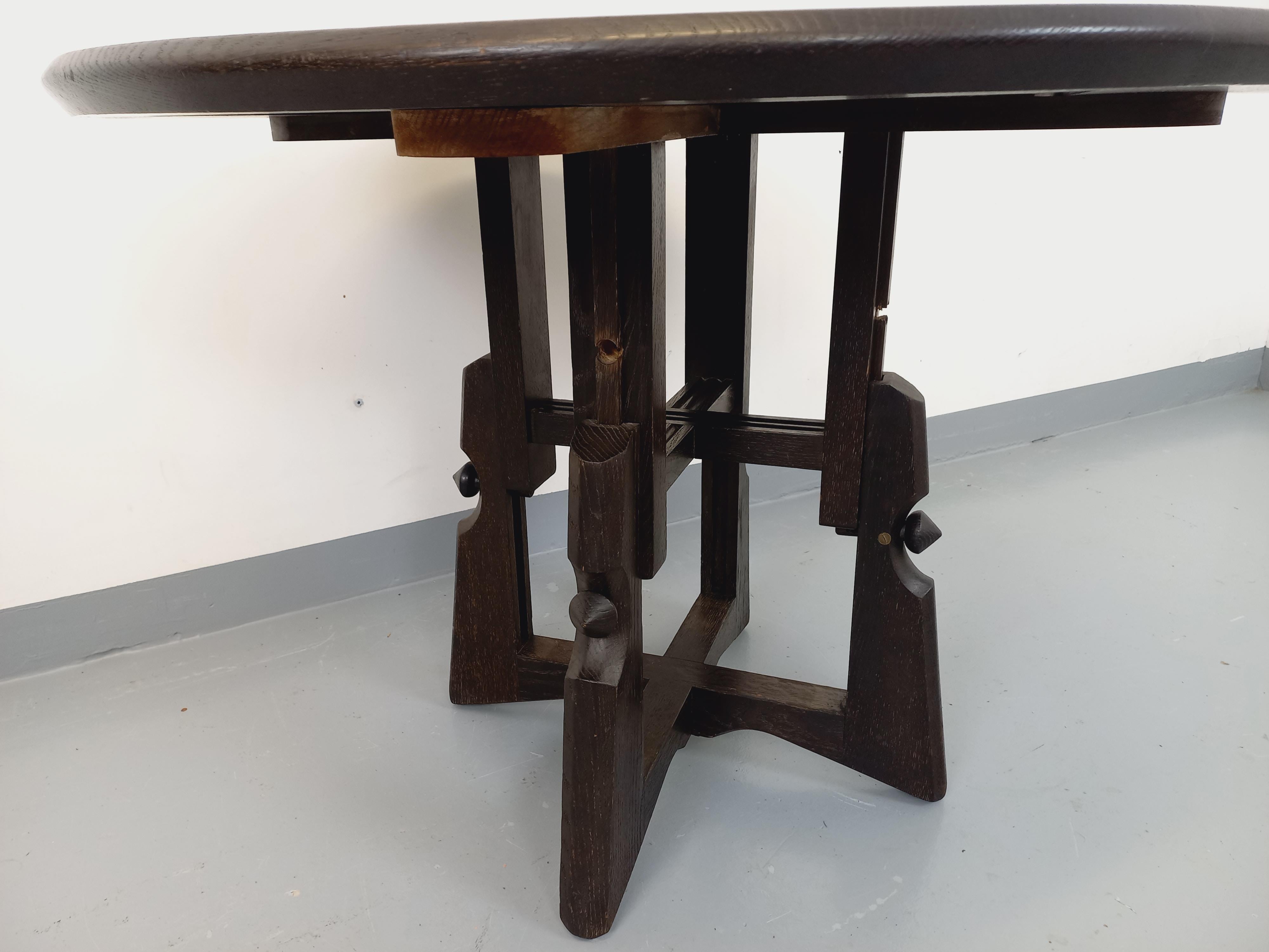 Table basse ronde modulable Guillerme et Chambron en chêne massif et céramique en vente 7