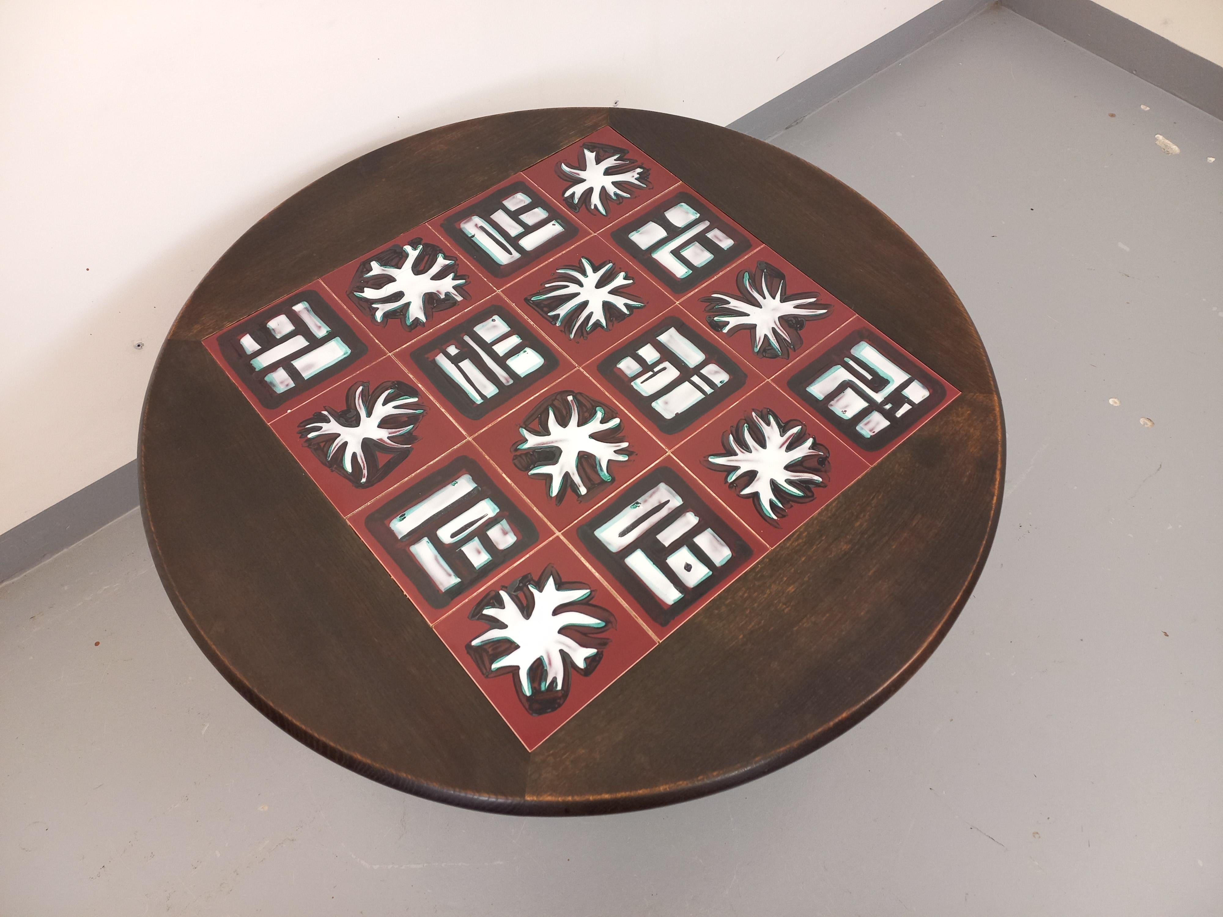 Céramique Table basse ronde modulable Guillerme et Chambron en chêne massif et céramique en vente