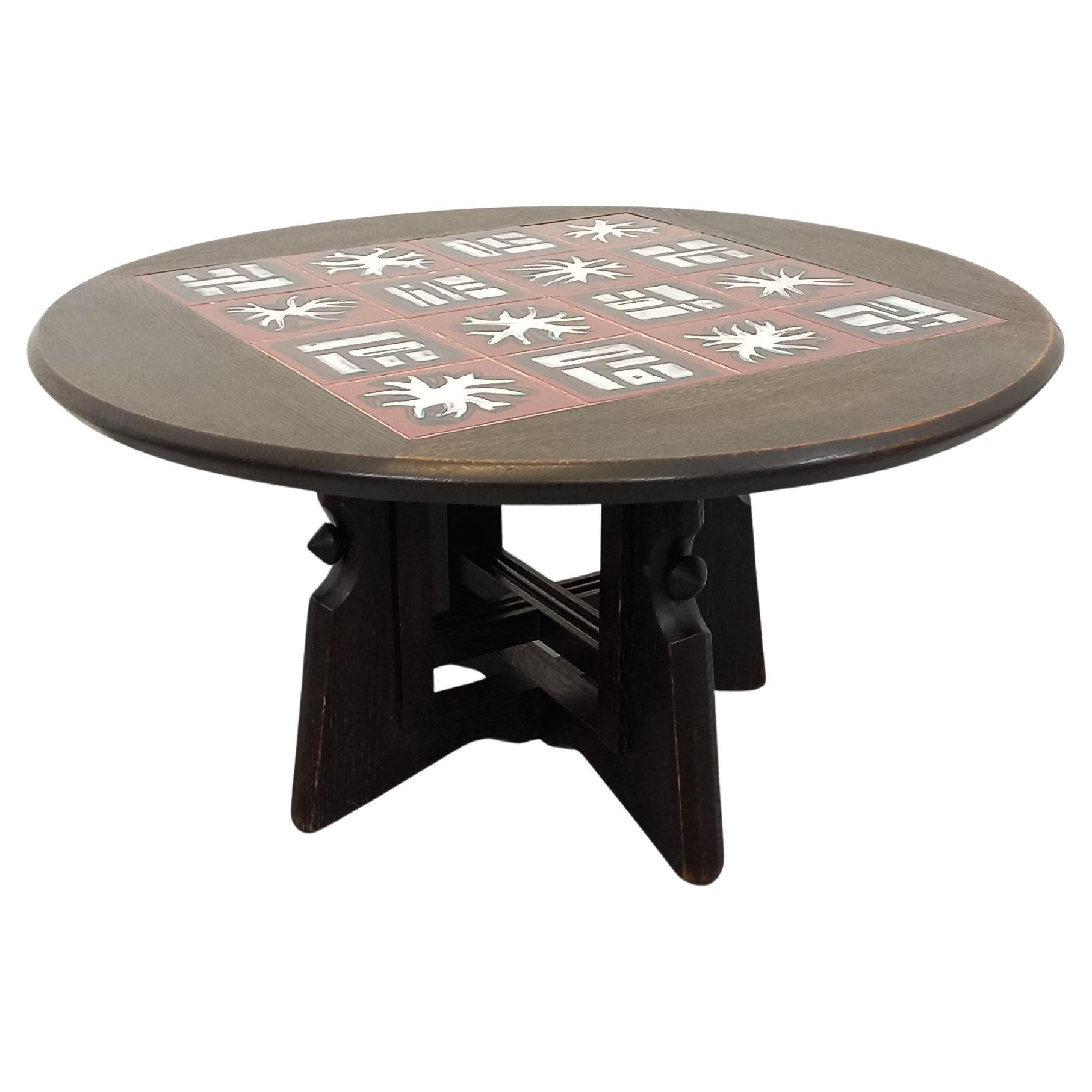 Table basse ronde modulable Guillerme et Chambron en chêne massif et céramique en vente