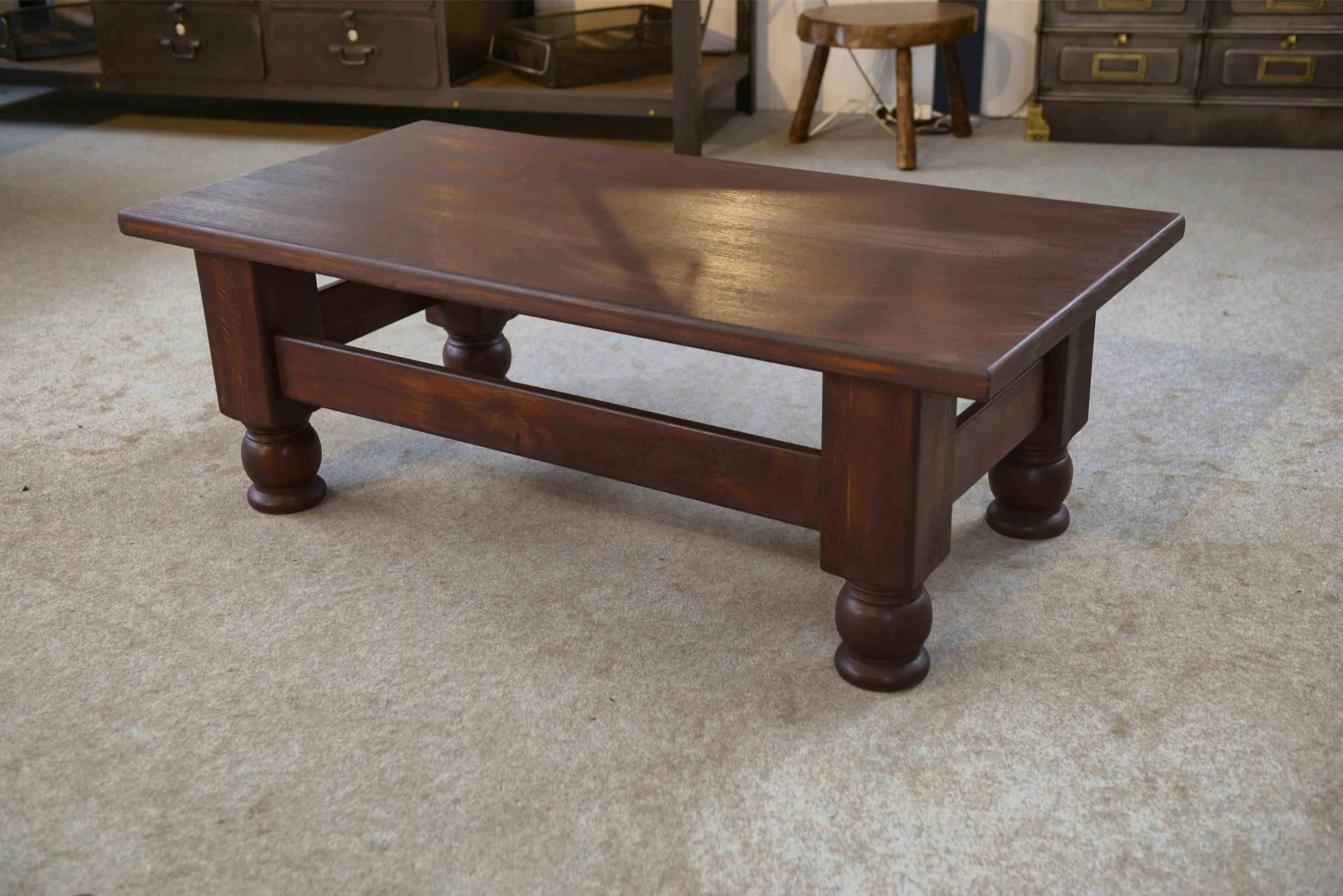 Rustikaler Tisch aus Holz 1960 im Angebot 1