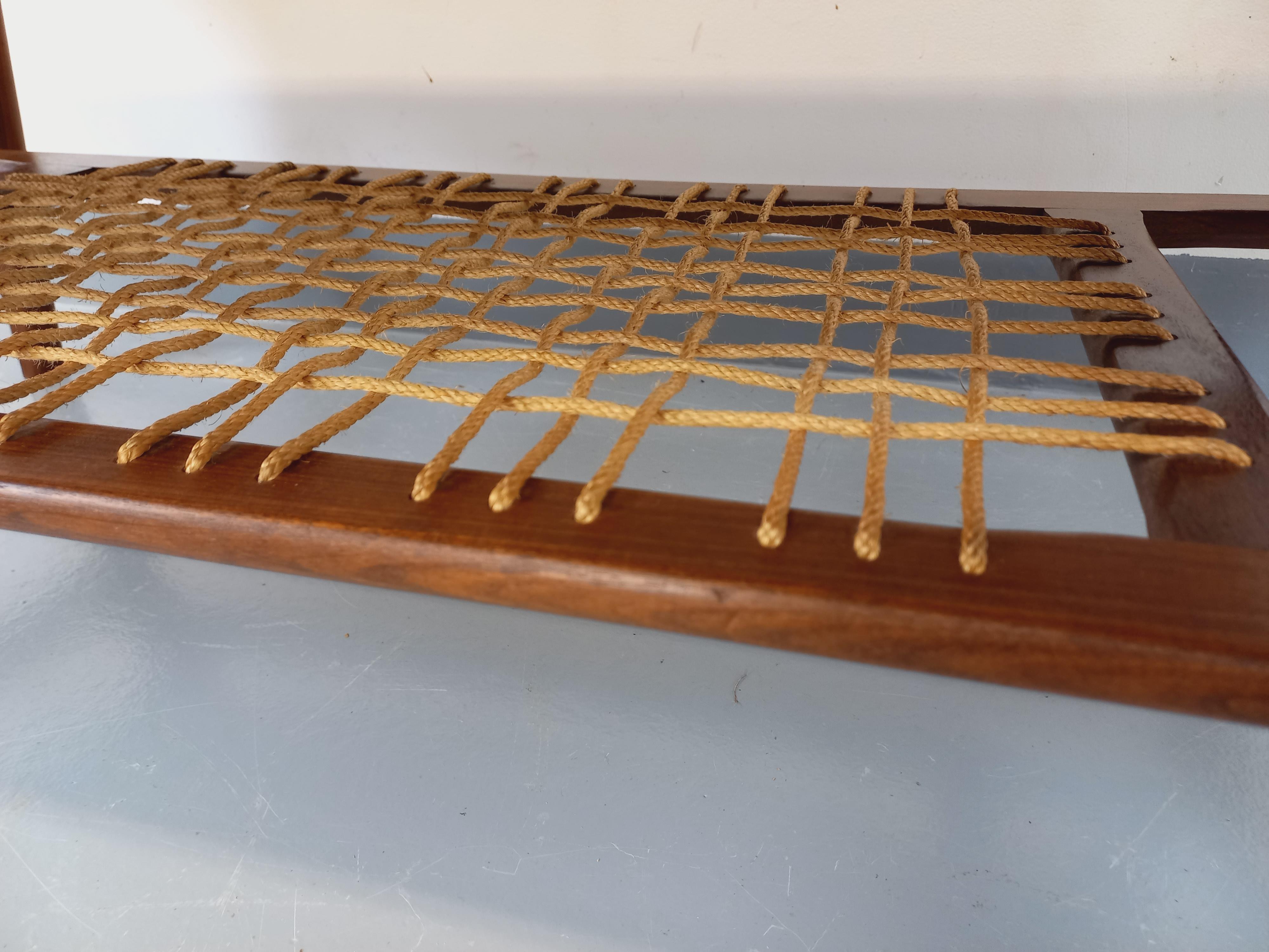 Table basse scandinave en teck et corde d'Arne Hovmand Olsen pour Samcom 6