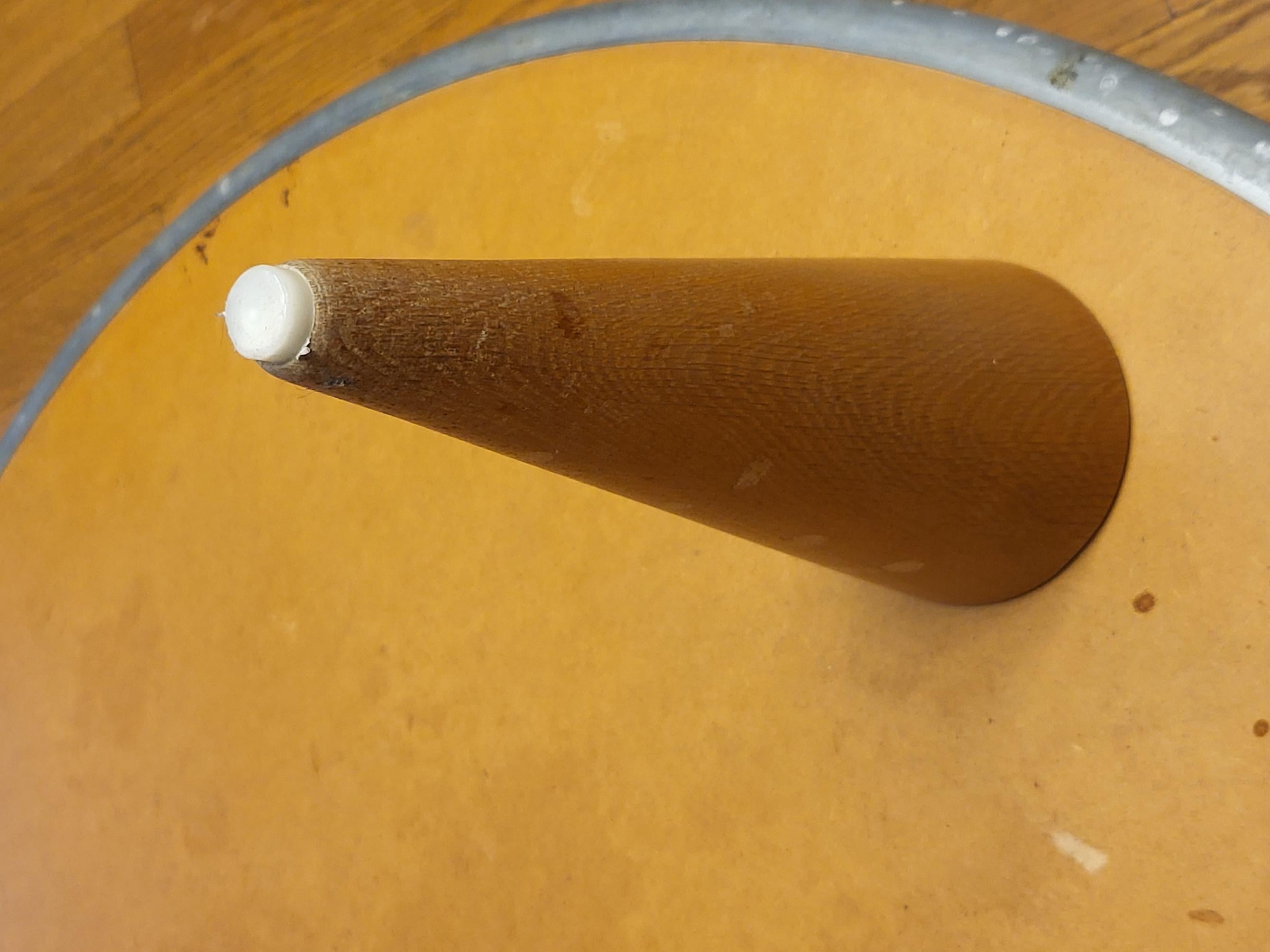 Table basse Sir Terence Conran pour Conran Shop Paris en zinc France 1997 In Good Condition For Sale In London, England