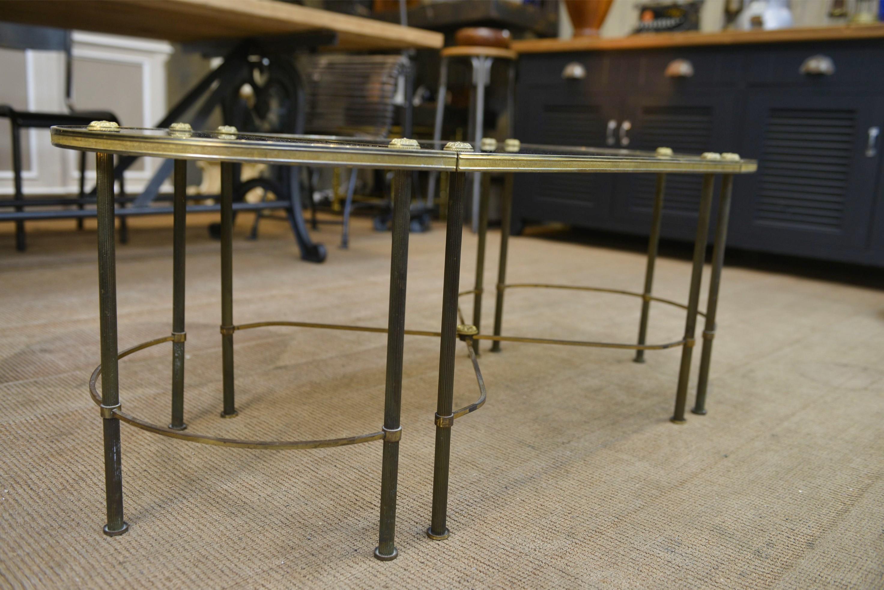 Table Basse Tripartite en Laiton et Verre par Maison Bagues, France, 1960s For Sale 5