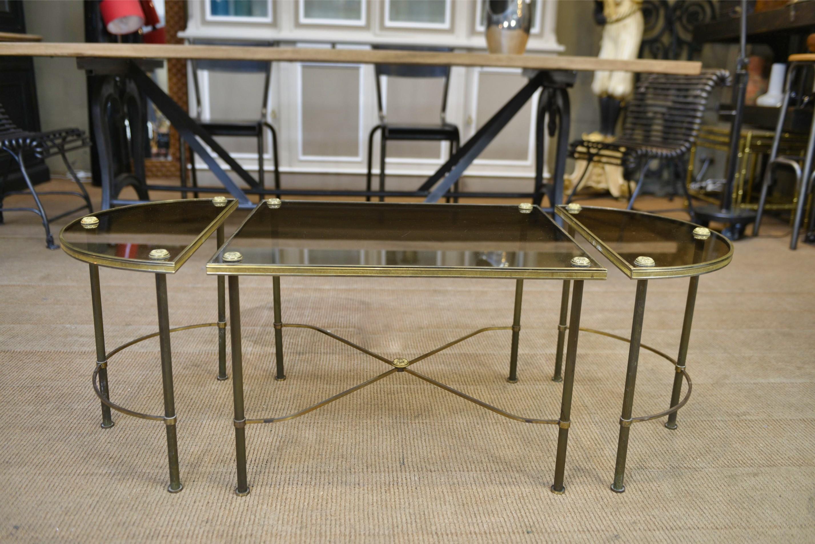 Table Basse Tripartite en Laiton et Verre par Maison Bagues, France, 1960s For Sale 7