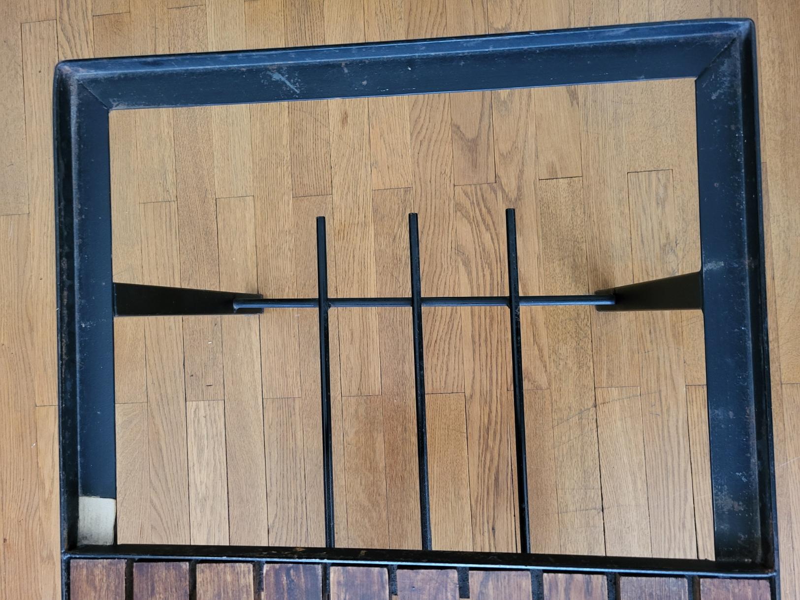 Table basse Vallauris Madoura Jouver en bois , céramique France Côte-d'Azur 1960 en vente 7