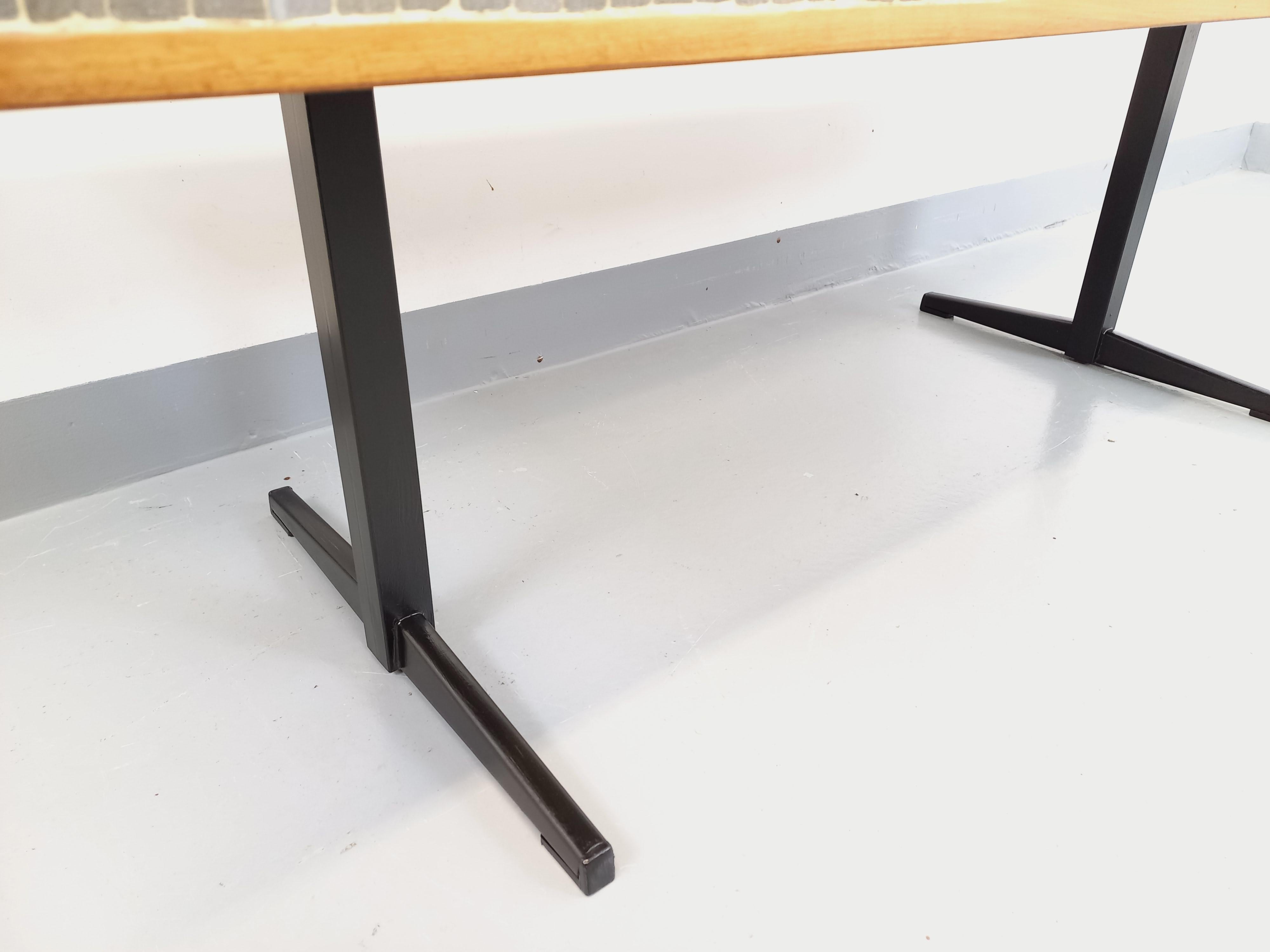 Mid-Century Modern Table basse vintage Berthold Müller en mosaïque, bois et métal des années 50 60