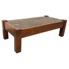Table basse vintage brutaliste en chêne et ardoise des années 60 70