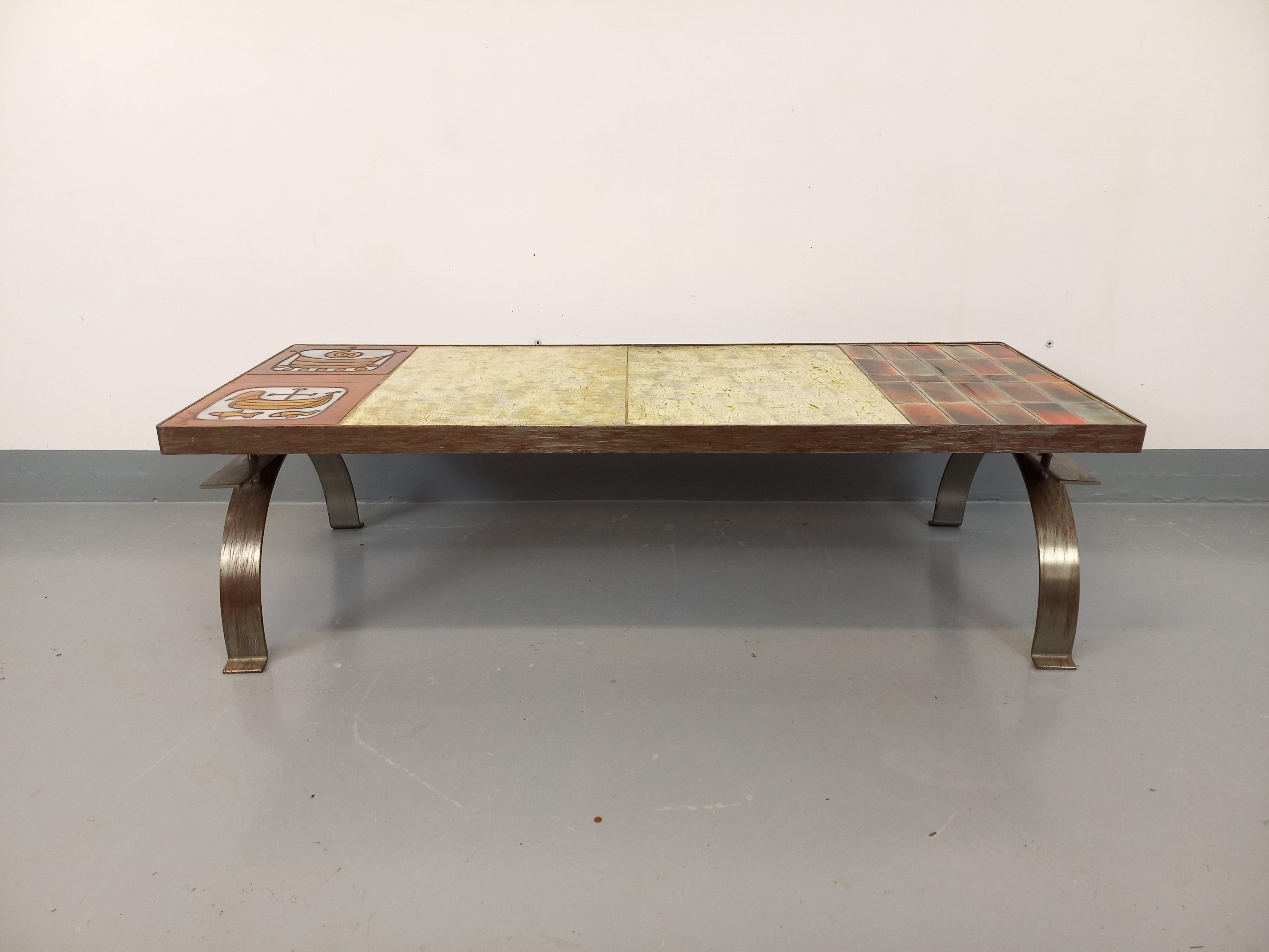 Table basse vintage de Jean Gregorieff pour Roche Bobois en céramique et acier en vente 2