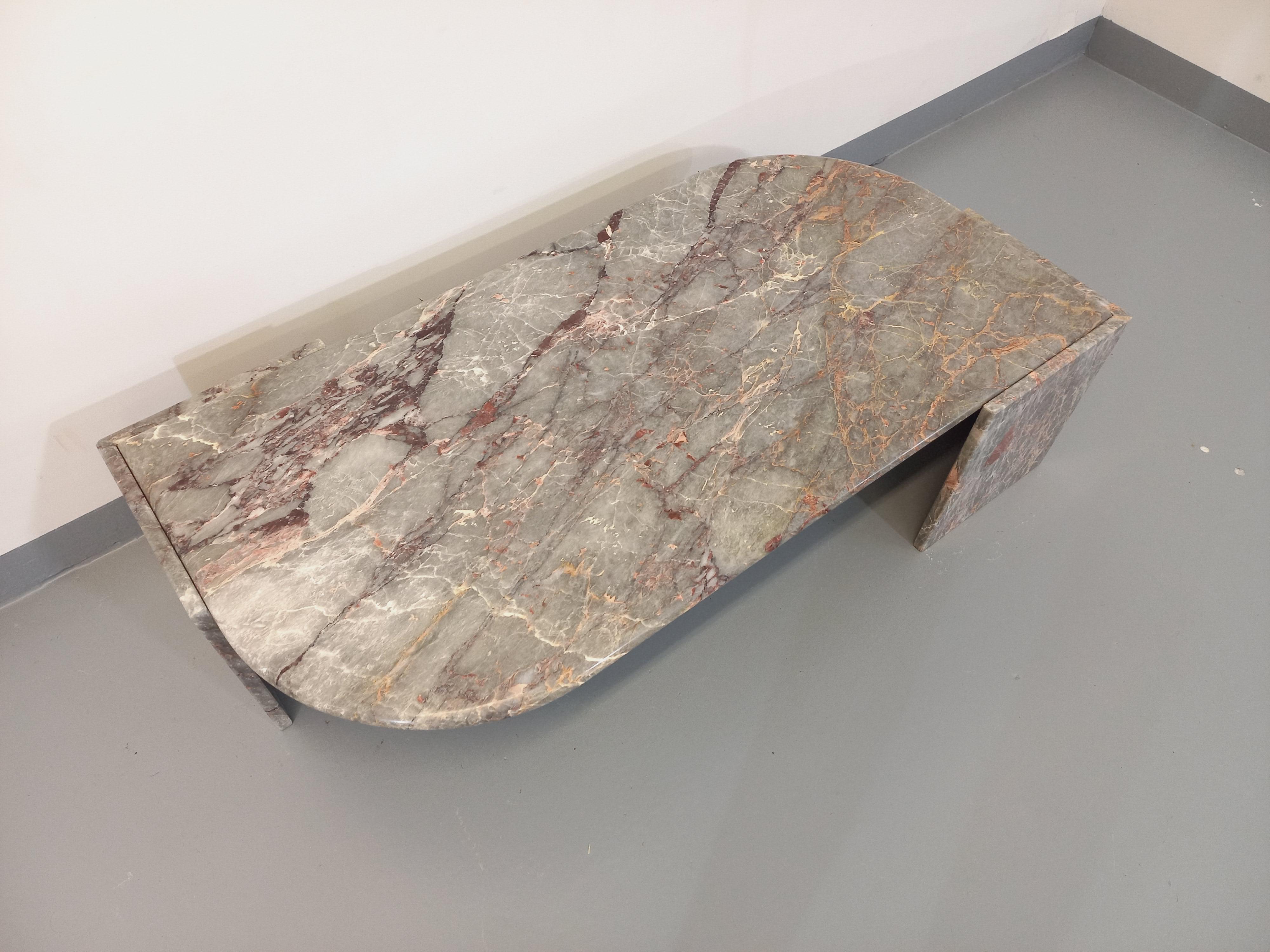 Français Table basse vintage en marbre gris des années 70