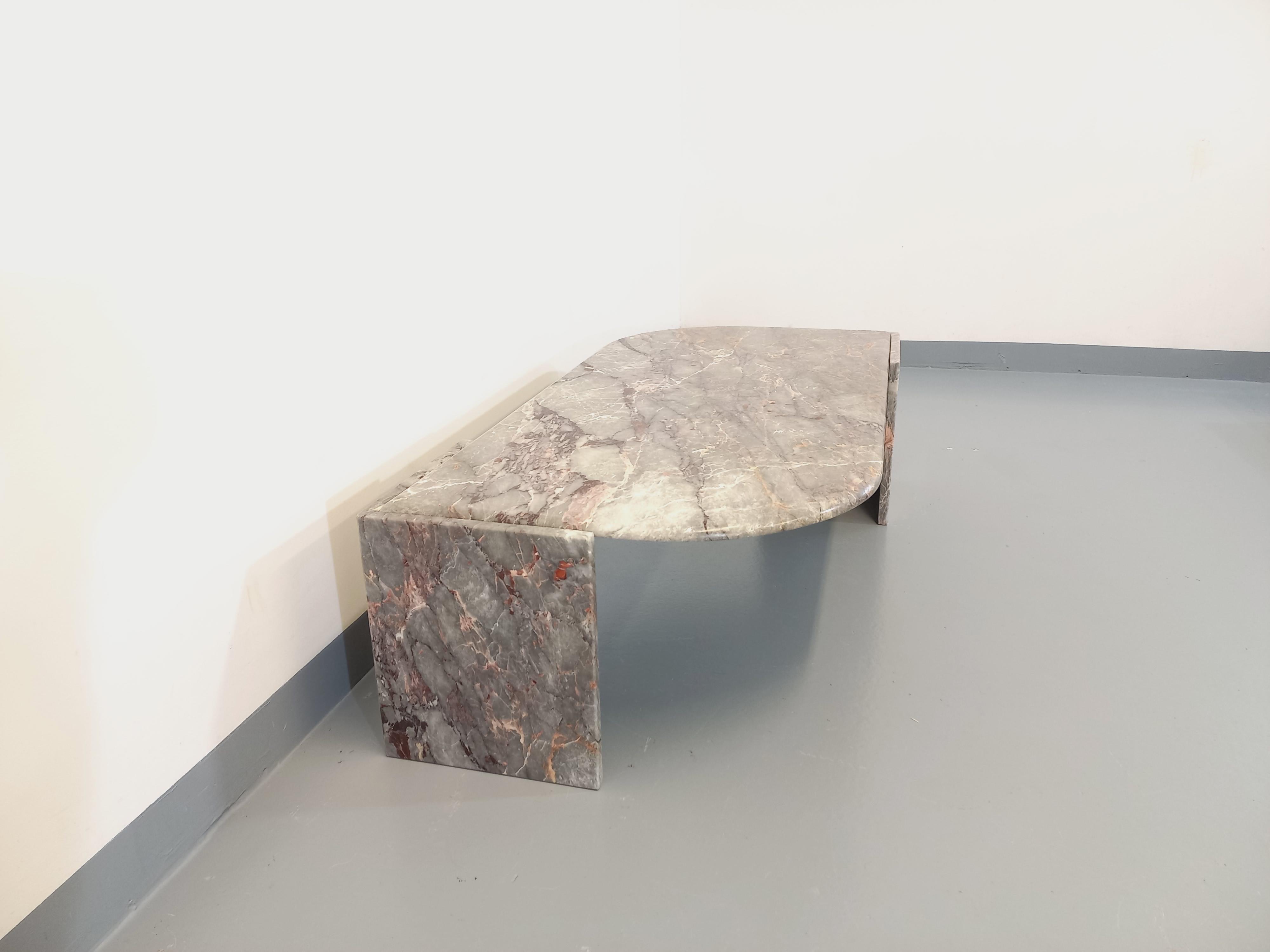 Fin du 20e siècle Table basse vintage en marbre gris des années 70