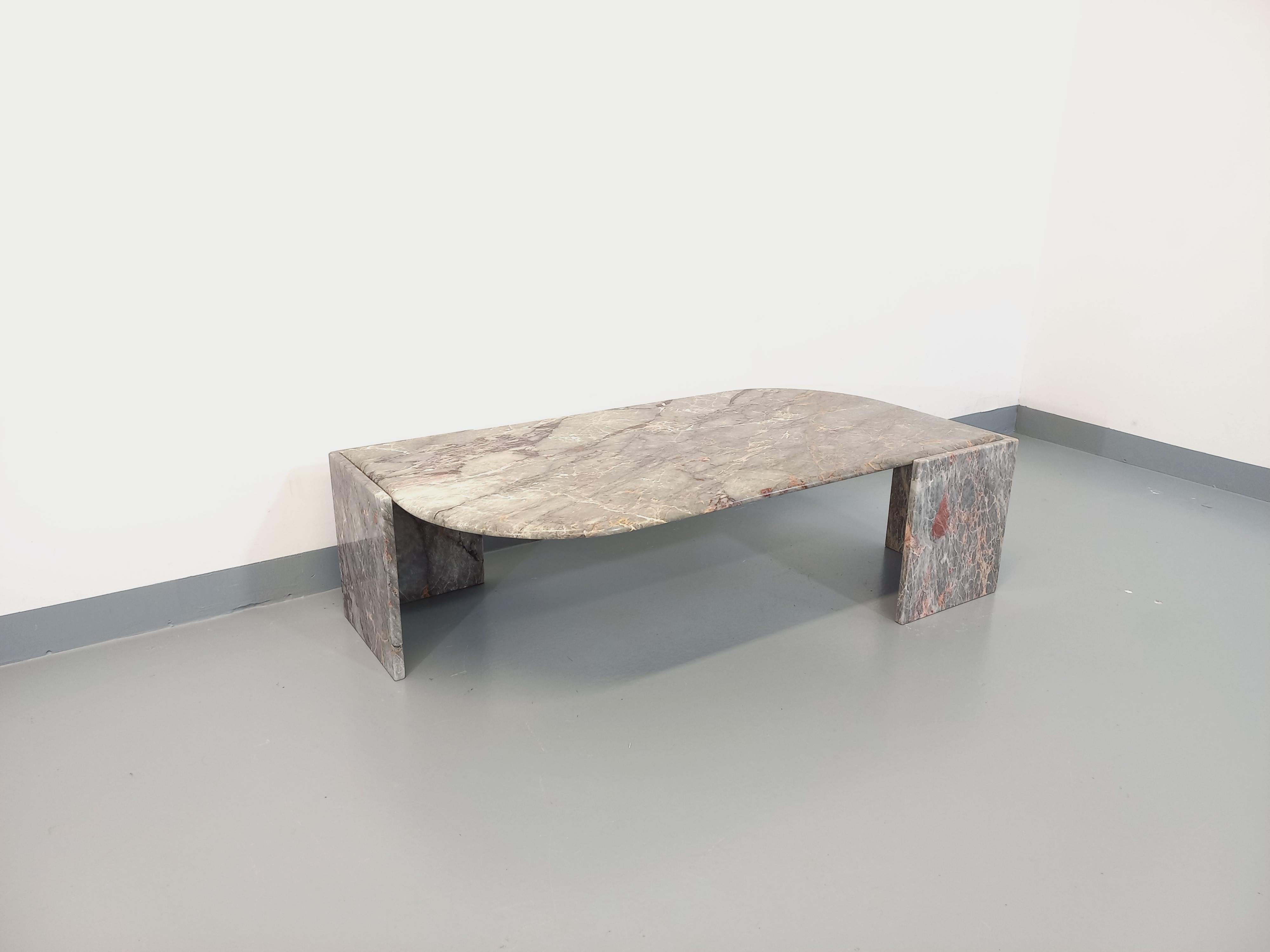 Table basse vintage en marbre gris des années 70 1