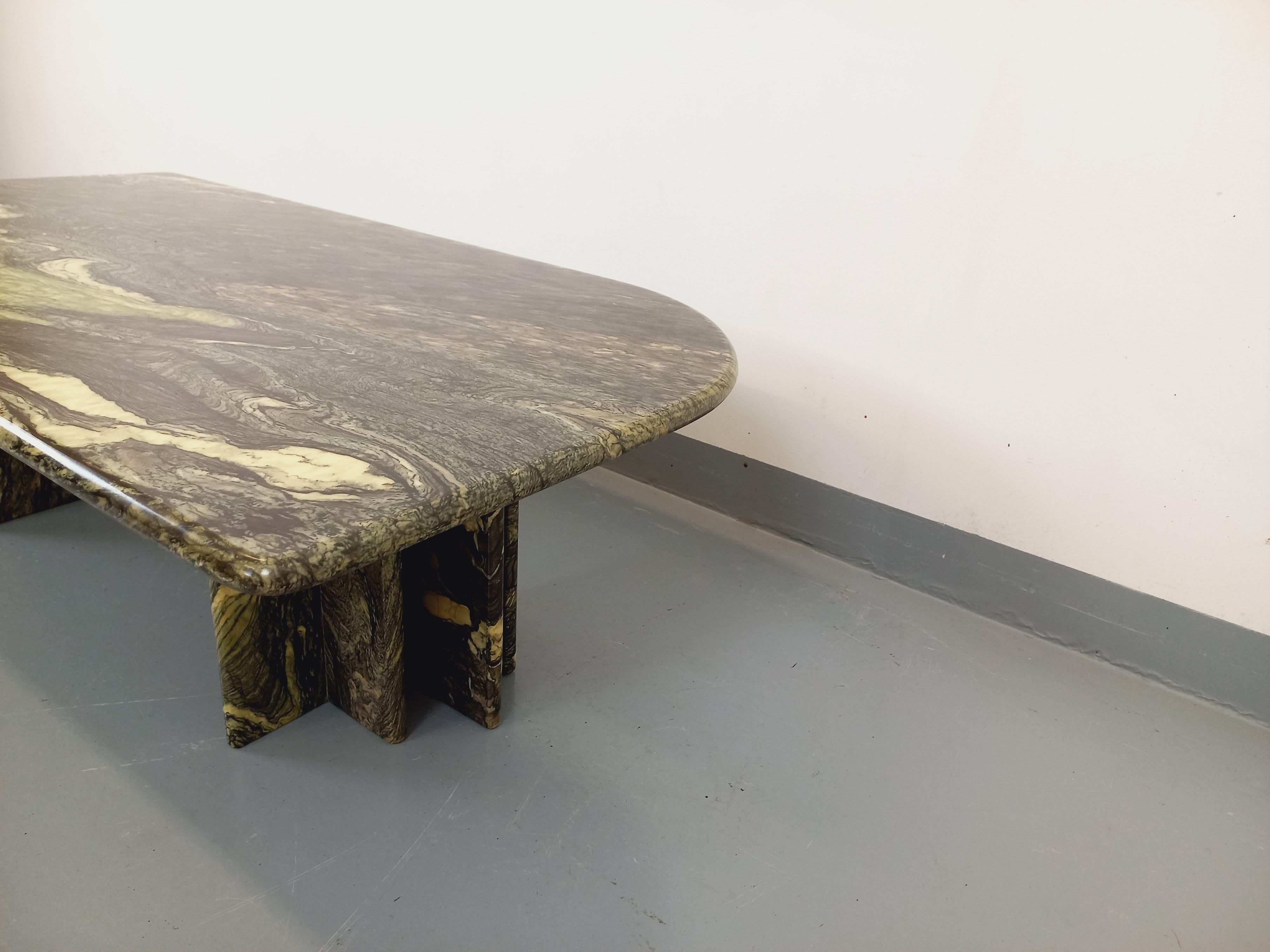 Table basse vintage en marbre gris vert des années 70 1