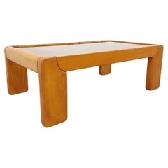 Table basse vintage en orme et verre fumé Maison Regain des années 70 80