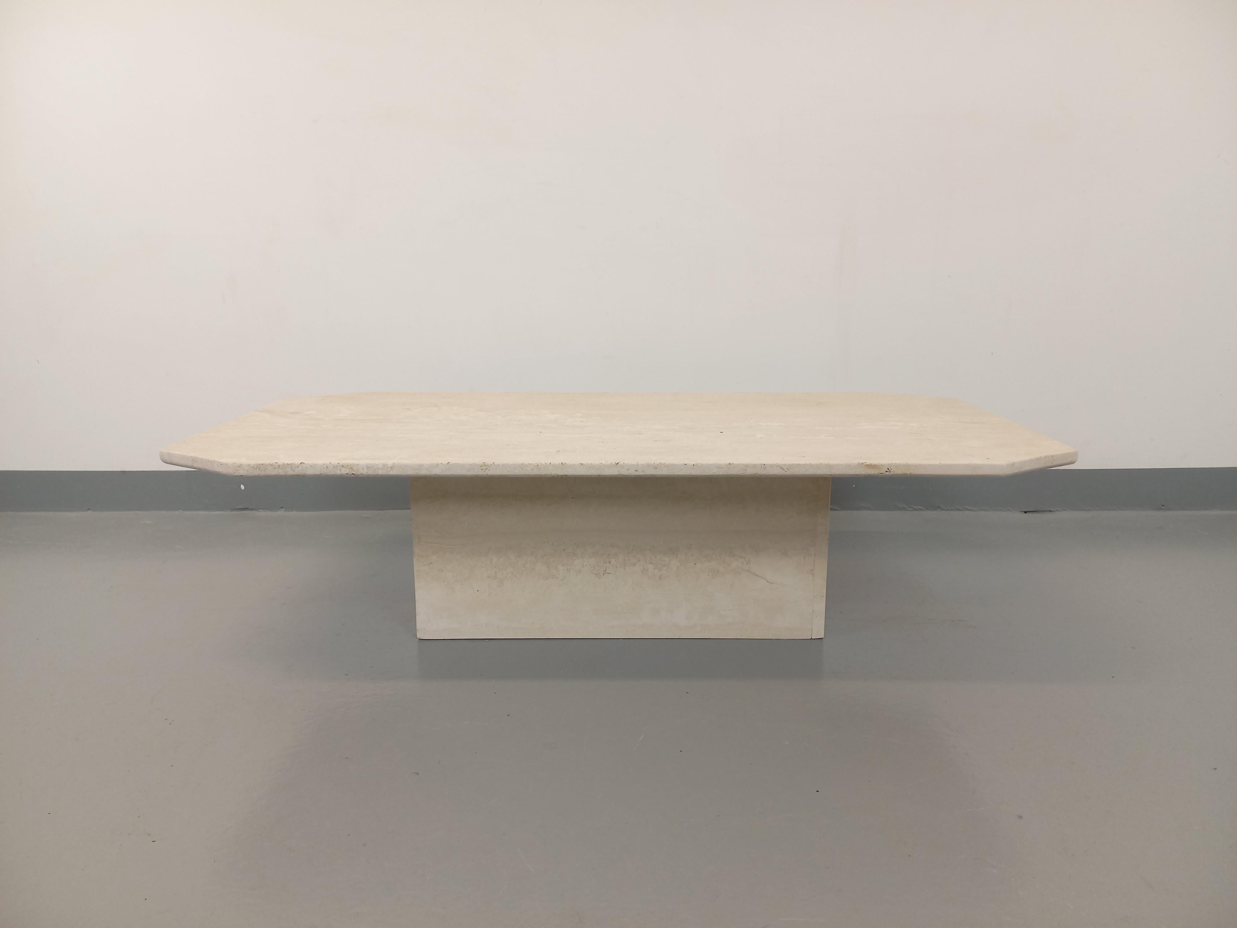 Table basse vintage en travertin des années 70 80 en venta 2