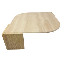 Table basse vintage Roche-Bobois en travertin des années 70