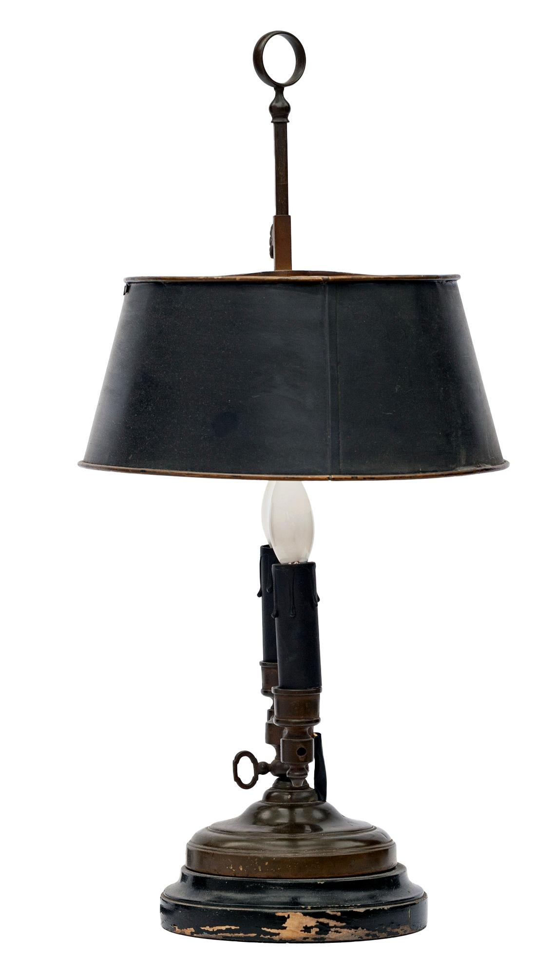 Tisch-Tisch-Bouillotte-Lampe mit Metallschirm im Angebot 7