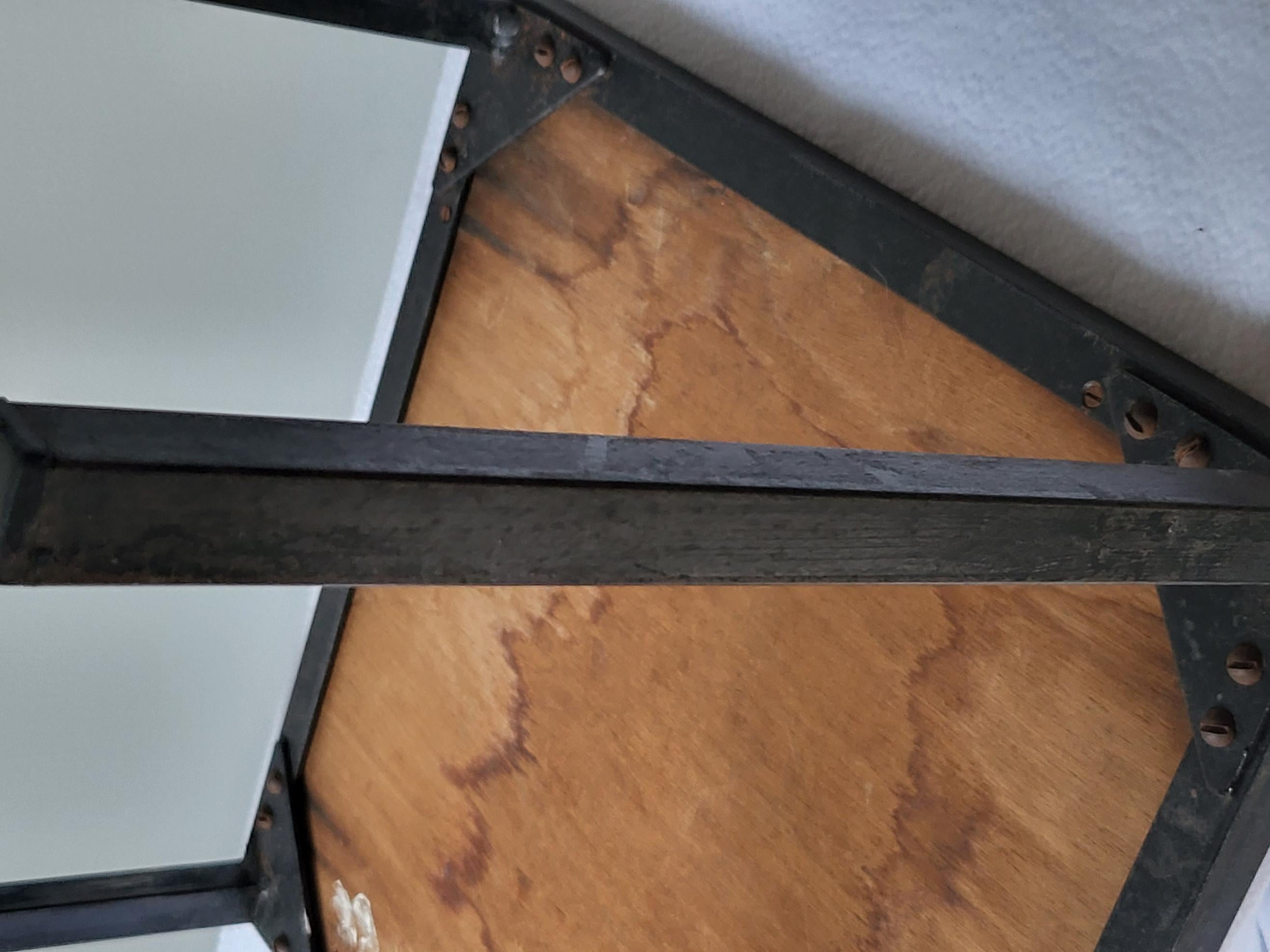 Metal Table bout de canapé Roche Bobois en céramique Francaise émaillée 1970 Vintage