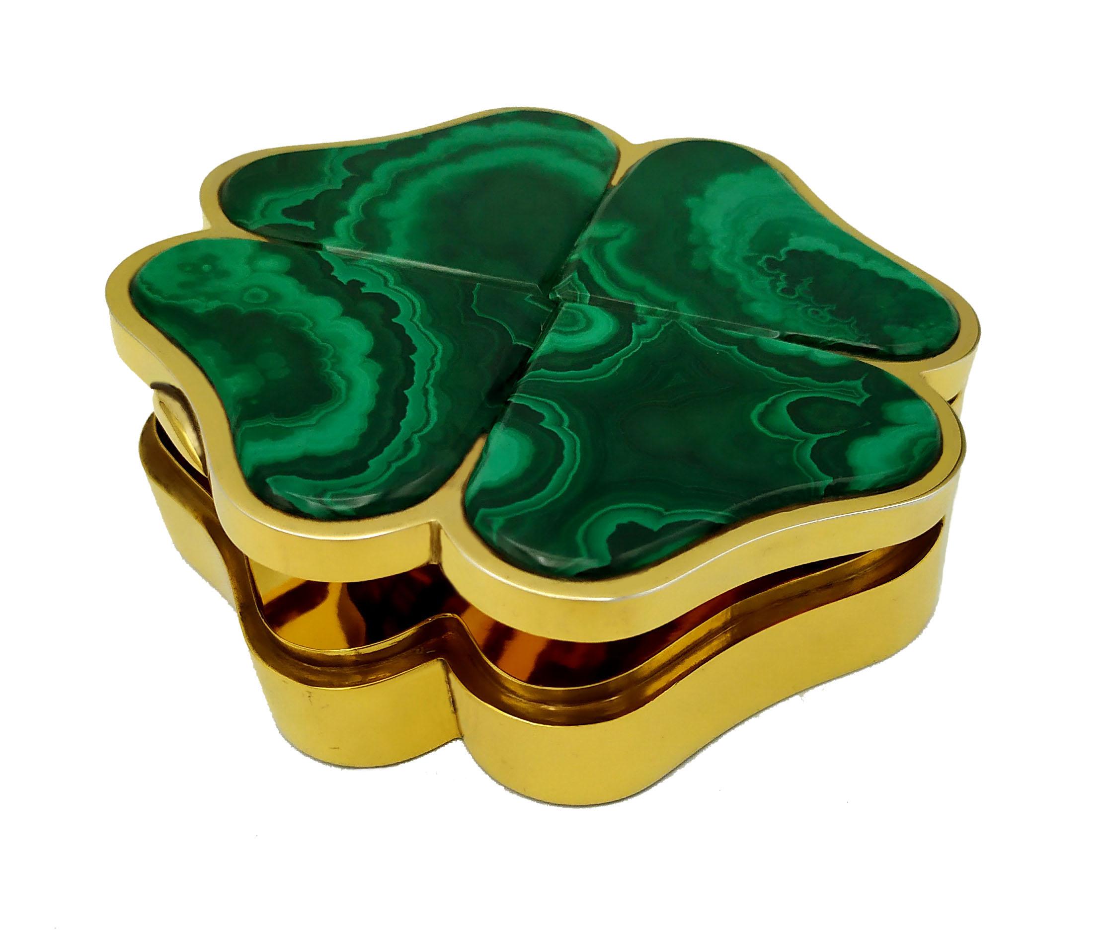 Other Table Box Four-Leaf Clover Malachite Stone and Sterling Silver Salimbeni For Sale