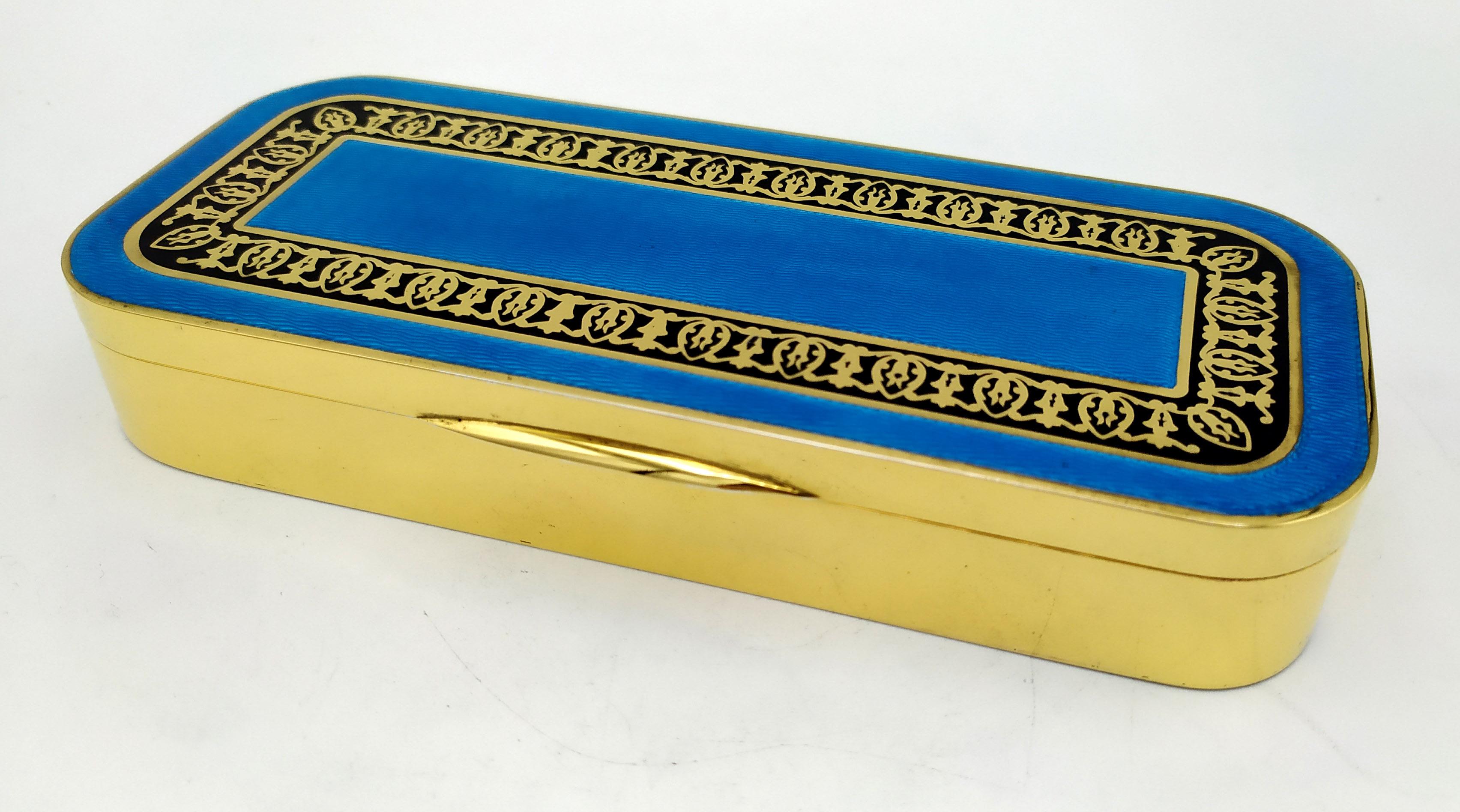 Scatola da tavolo con ornamento inciso e smaltato a mano in stile arabo Salimbeni. in vendita 2