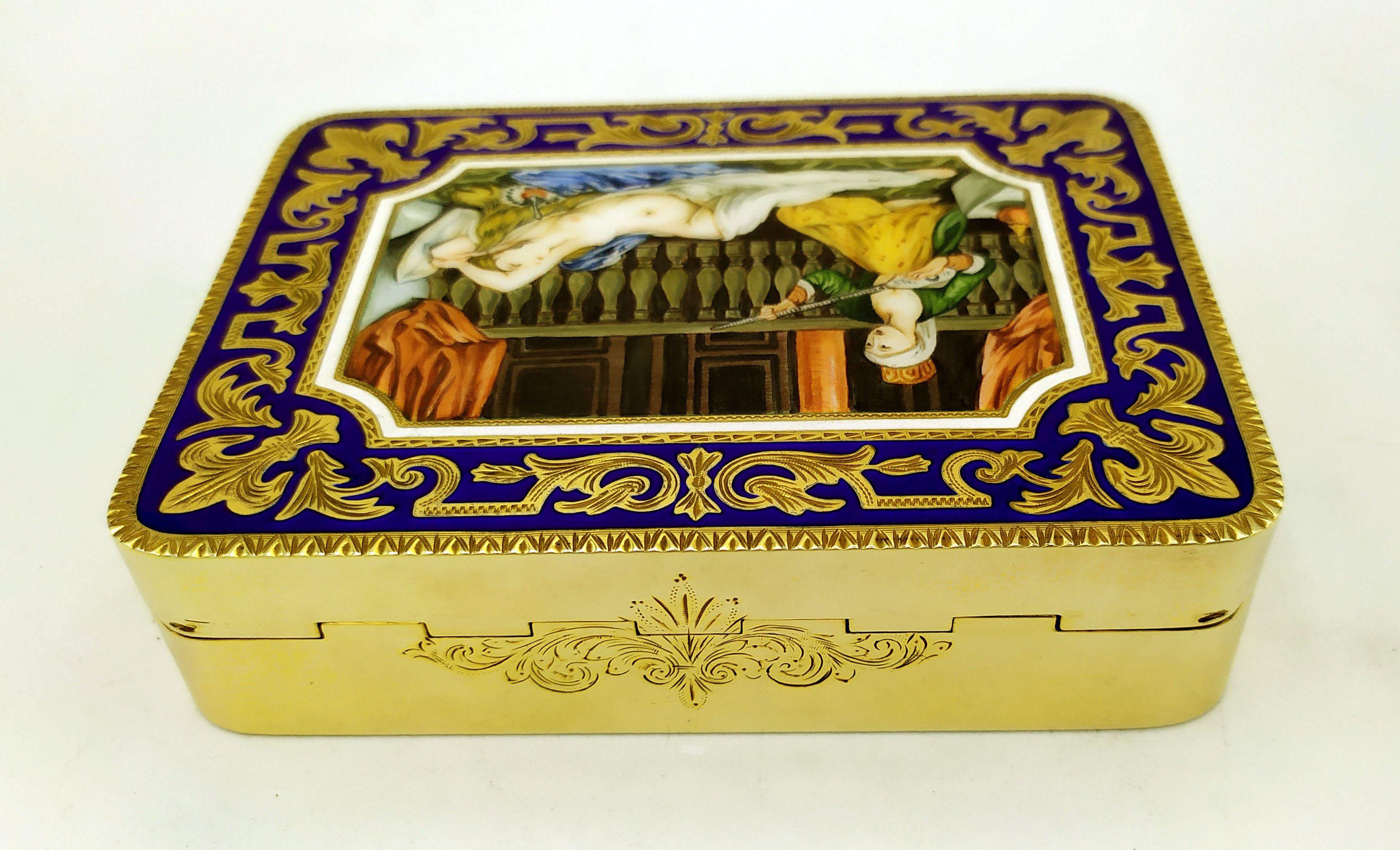 Italian Table Box Hand-Engraved and Miniature Sterling Silver Salimbeni For Sale