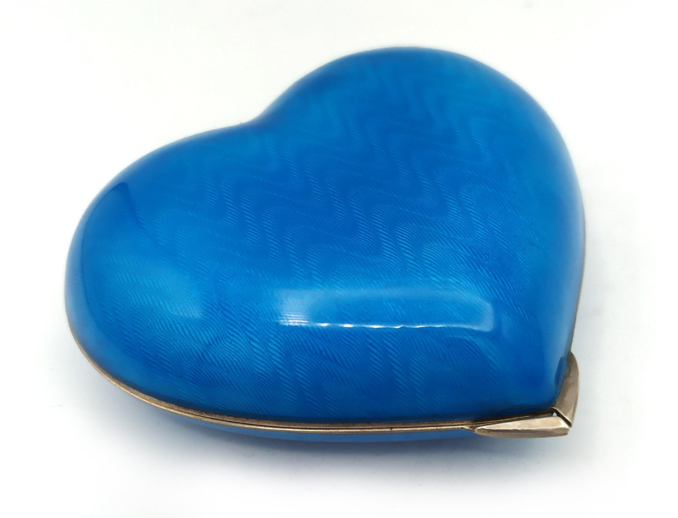 Italian Table Box Heart shape Sky tone fire-enameled on guilloche Salimbeni. For Sale