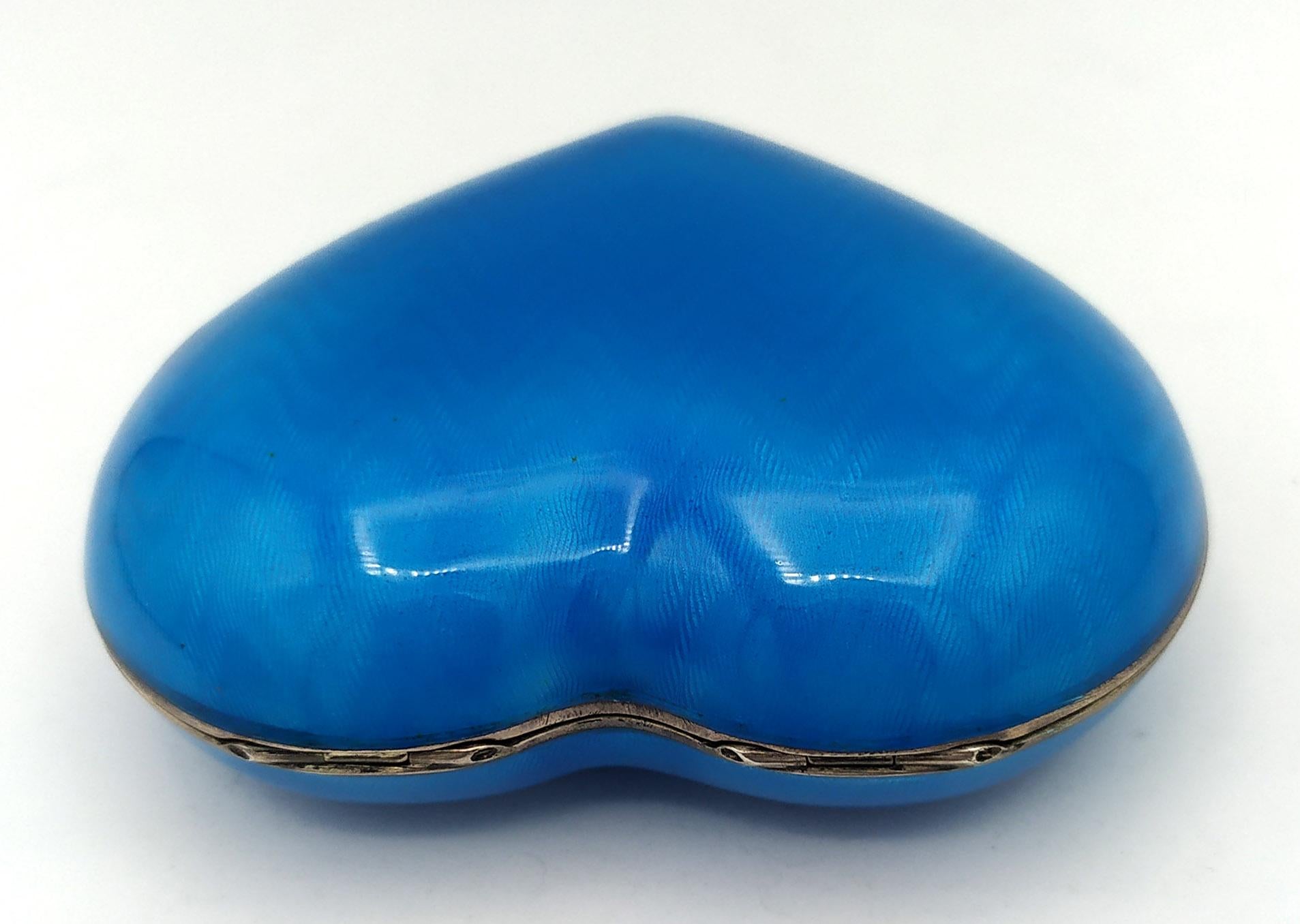 Table Box Heart shape Sky tone fire-enameled on guilloche Salimbeni. In Excellent Condition For Sale In Firenze, FI