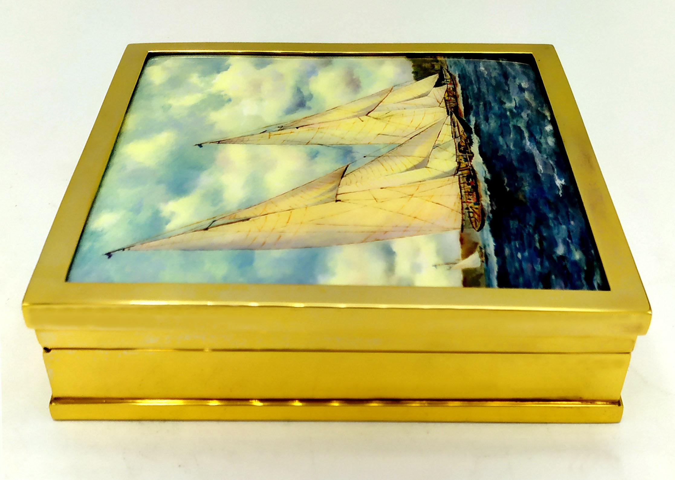 Table Box Sailing Boats miniature is in 925/1000 sterling.
Table Box Sailing Boats miniature has handpainted fired enamels miniature.
Table Box Sailing Boats miniature is squared.
Table Box Sailing Boats miniature is in Contemporary