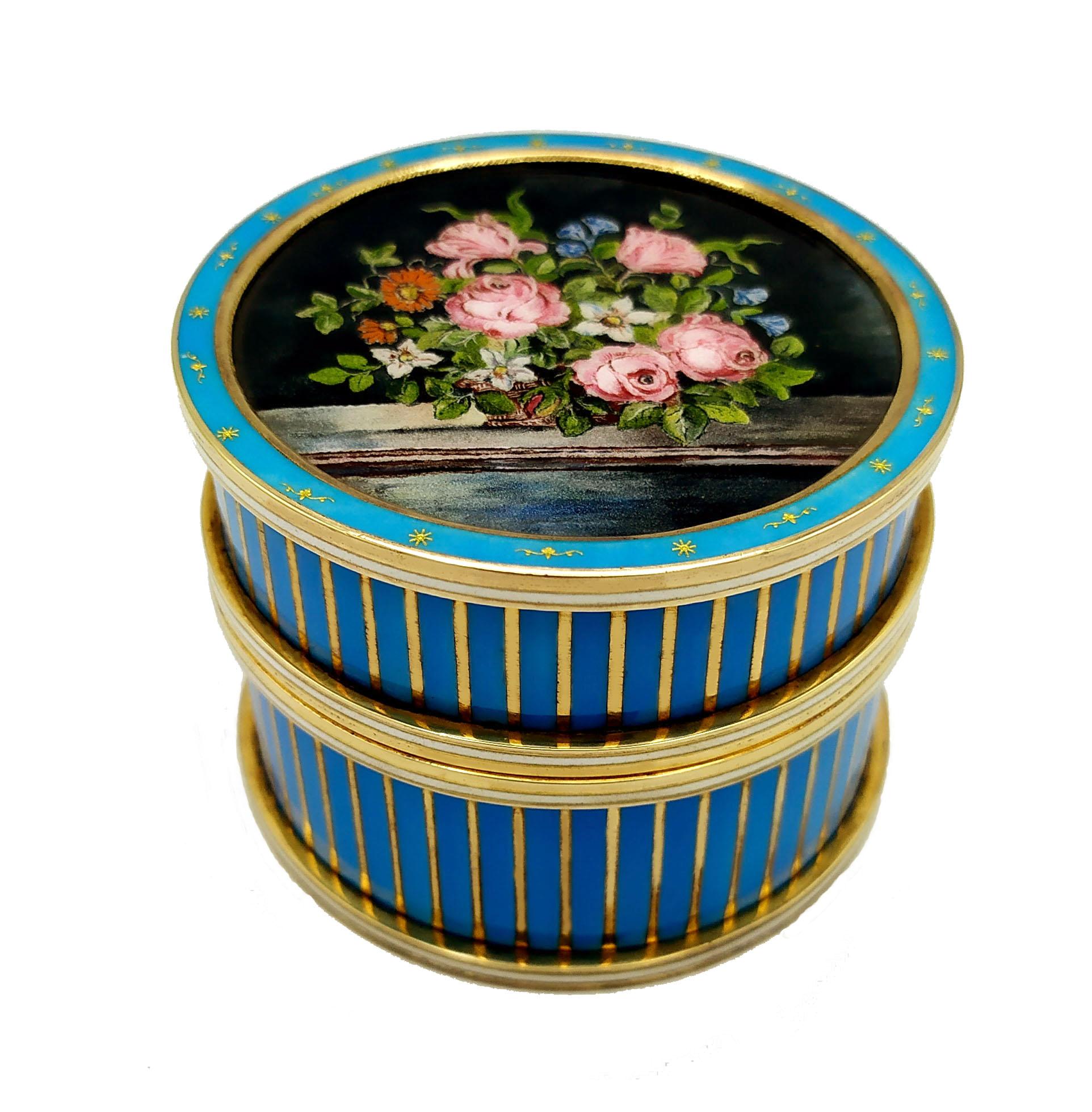 Italian Table Box Sterling Silver Striped Paillons in pure Gold and flowers Salimbeni For Sale