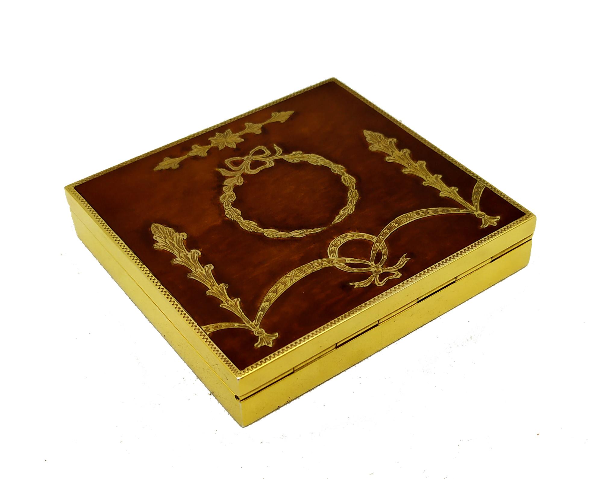Table Box transparent brown fired enamel over hand-engraved wood grain Salimbeni In Excellent Condition For Sale In Firenze, FI