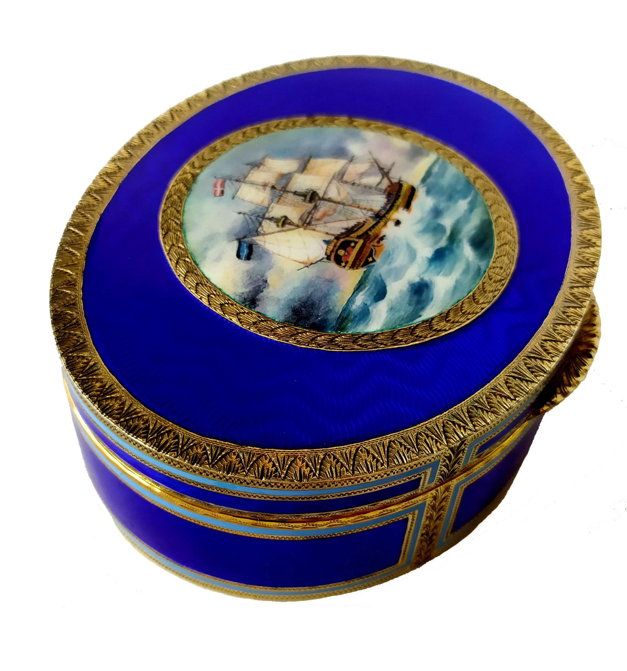Table Box with Fine Hand-Engraving and Sailboat Miniature Salimbeni 1