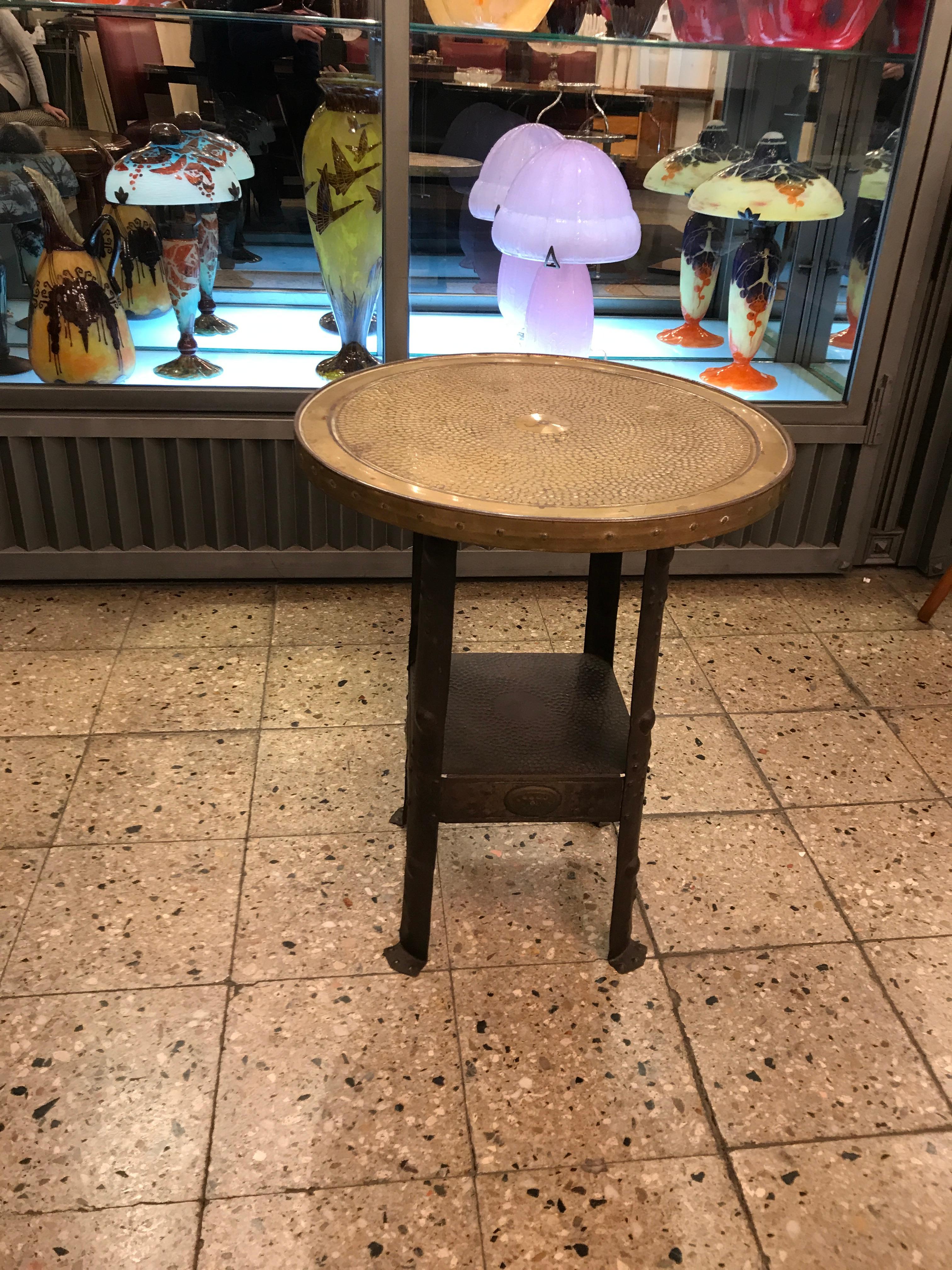 Table vienna Secession

Material: bronze
Style: Vienna Secession
Country: Vienna
We have specialized in the sale of Art Deco and Art Nouveau styles since 1982.If you have any questions we are at your disposal.
Pushing the button that reads 'View All