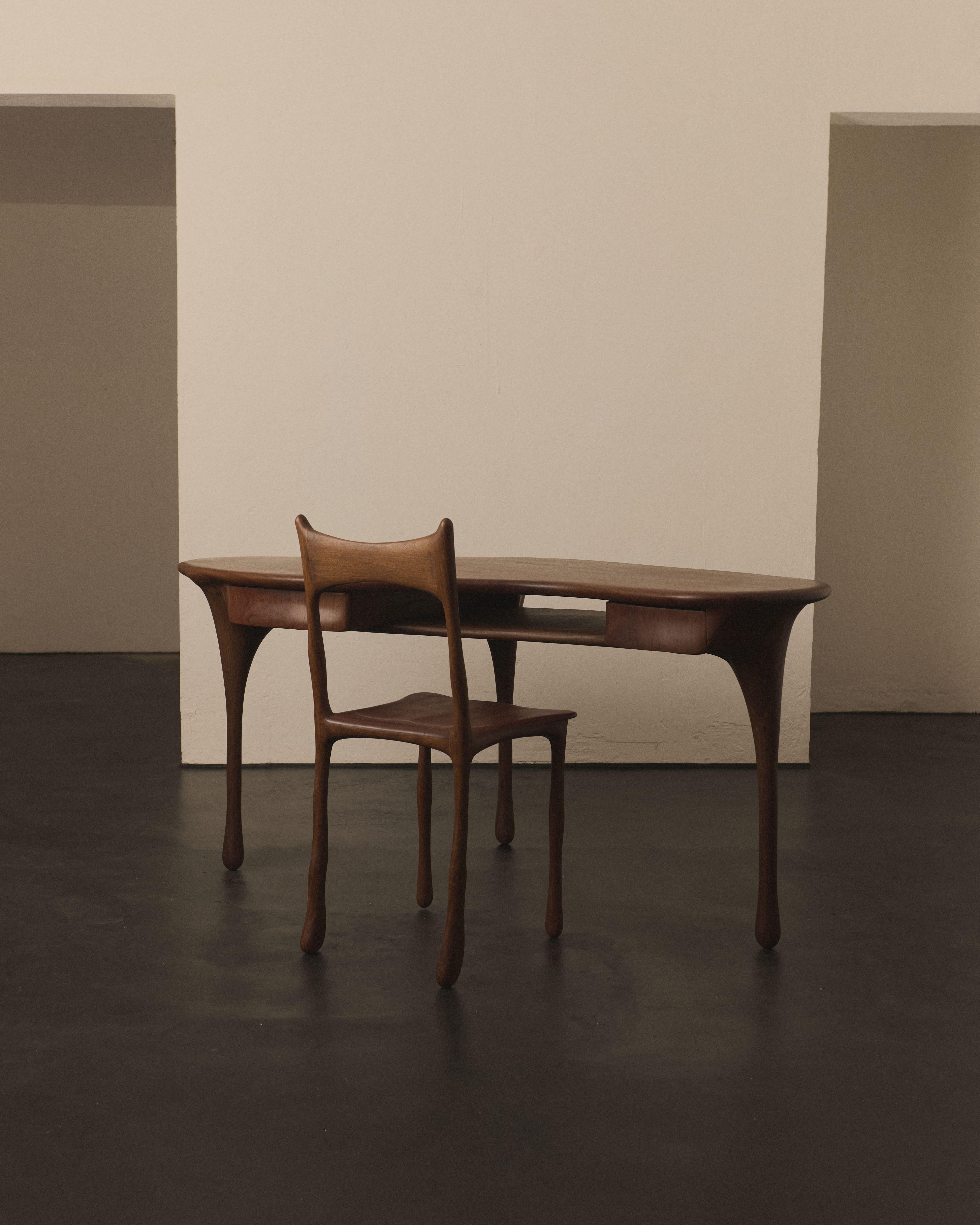 Mesa de Andrew de Freitas en Nuevo estado para la venta en São Paulo, BR