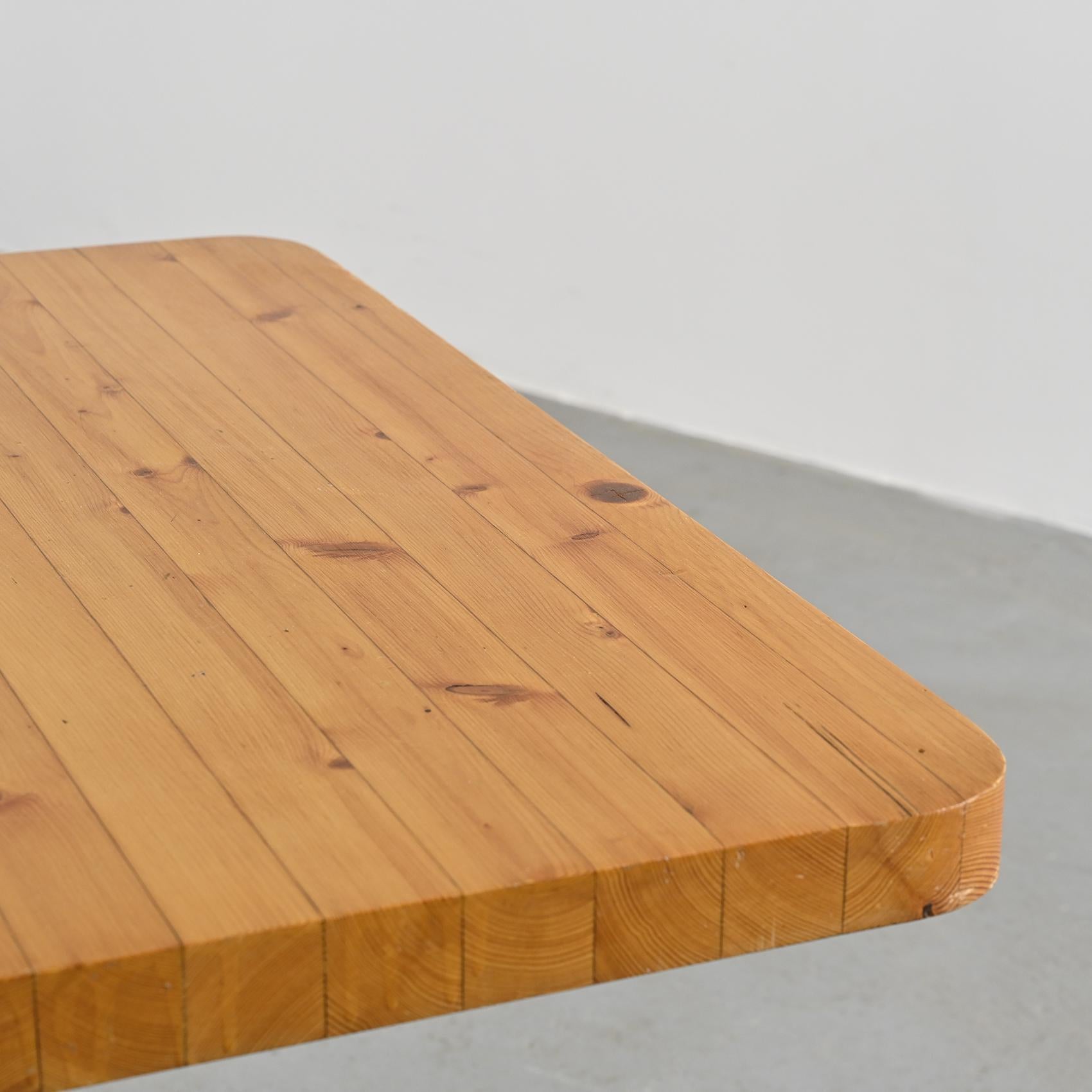 Tavolo di Charlotte Perriand,  Les Arcs circa 1975 in vendita 2