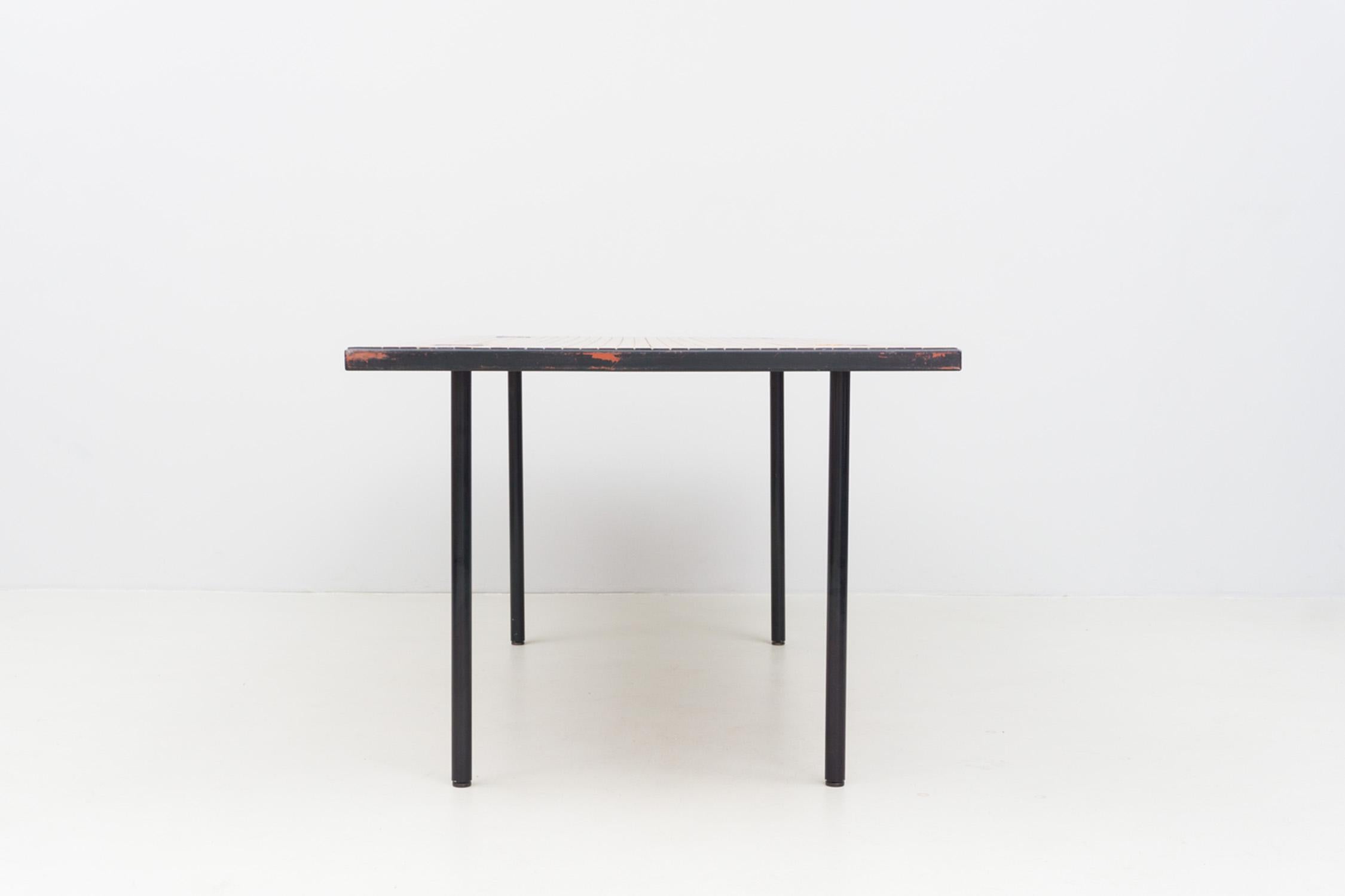 Wooden, adjustable table by Ettore Sottsass, circa 1957 In Excellent Condition In Berlin, DE