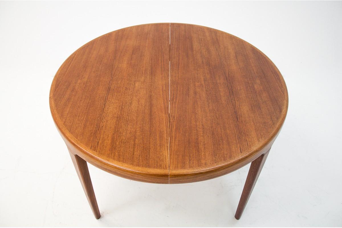 Table by Johannes Andersen, Danish Design, 1960s after Renovation 3