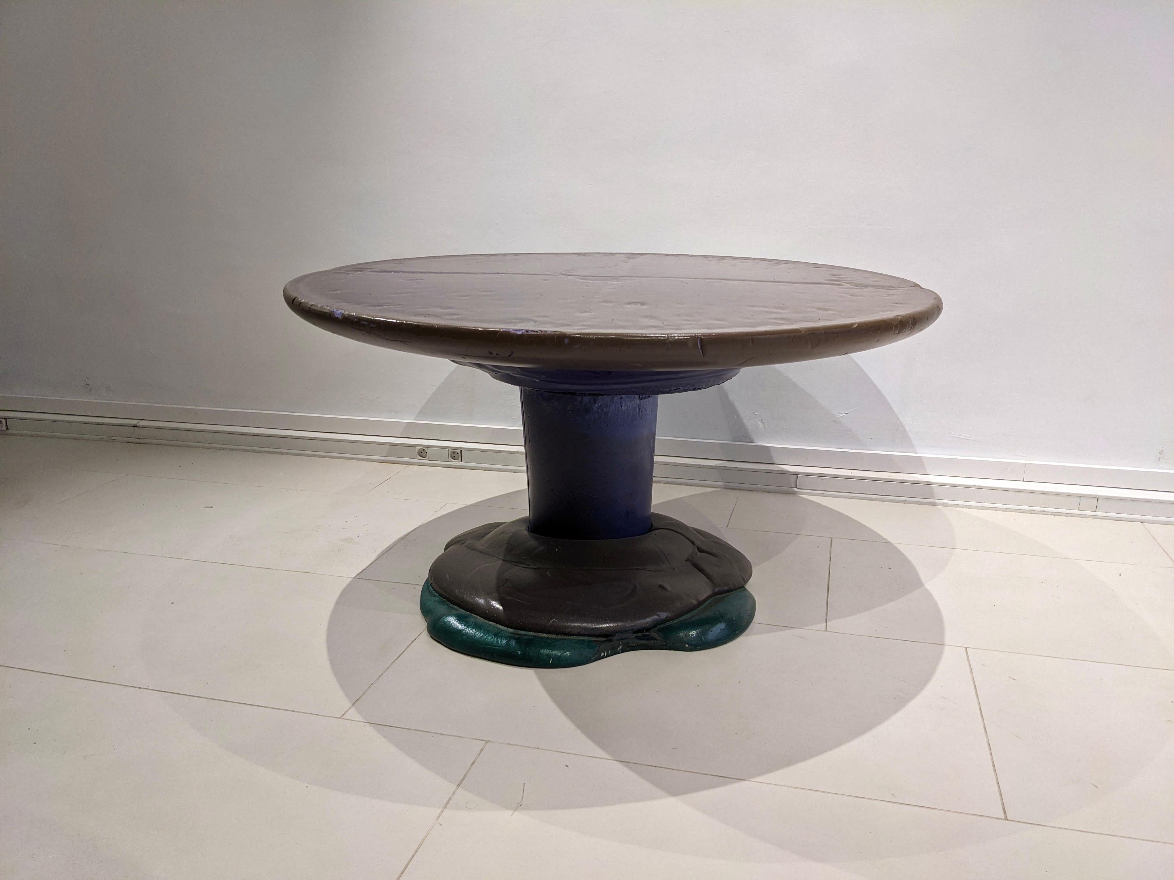Dinner table by Louis Durot. Polyurethane resin of different colors : emerald, purple and grey. 2000s. Good condition. Some traces of wear, evident on the photos.
Dimensions : H76 cm x D146 cm.
 