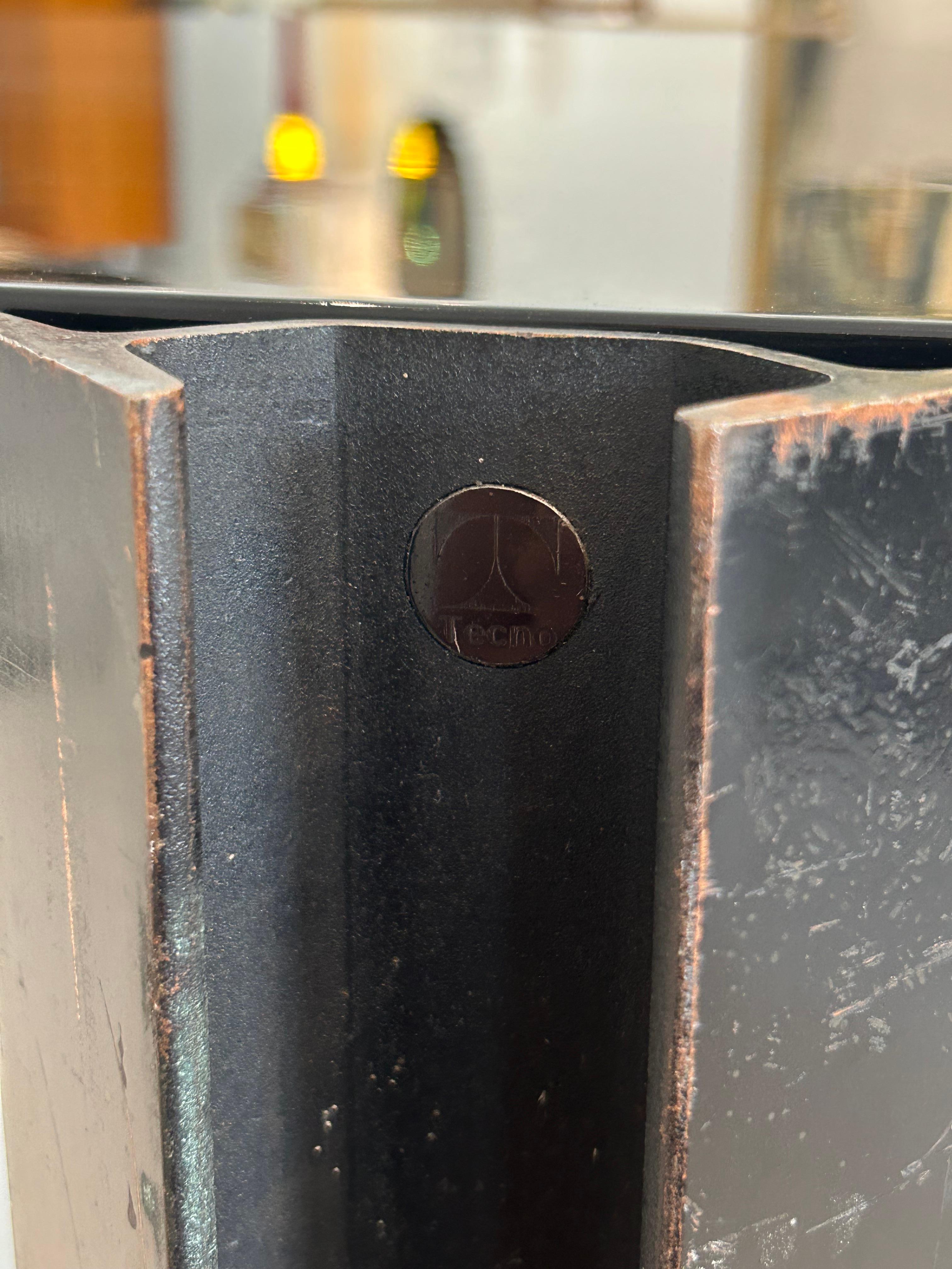 Table d'Osvaldo Borsani pour Tecno en vente 4