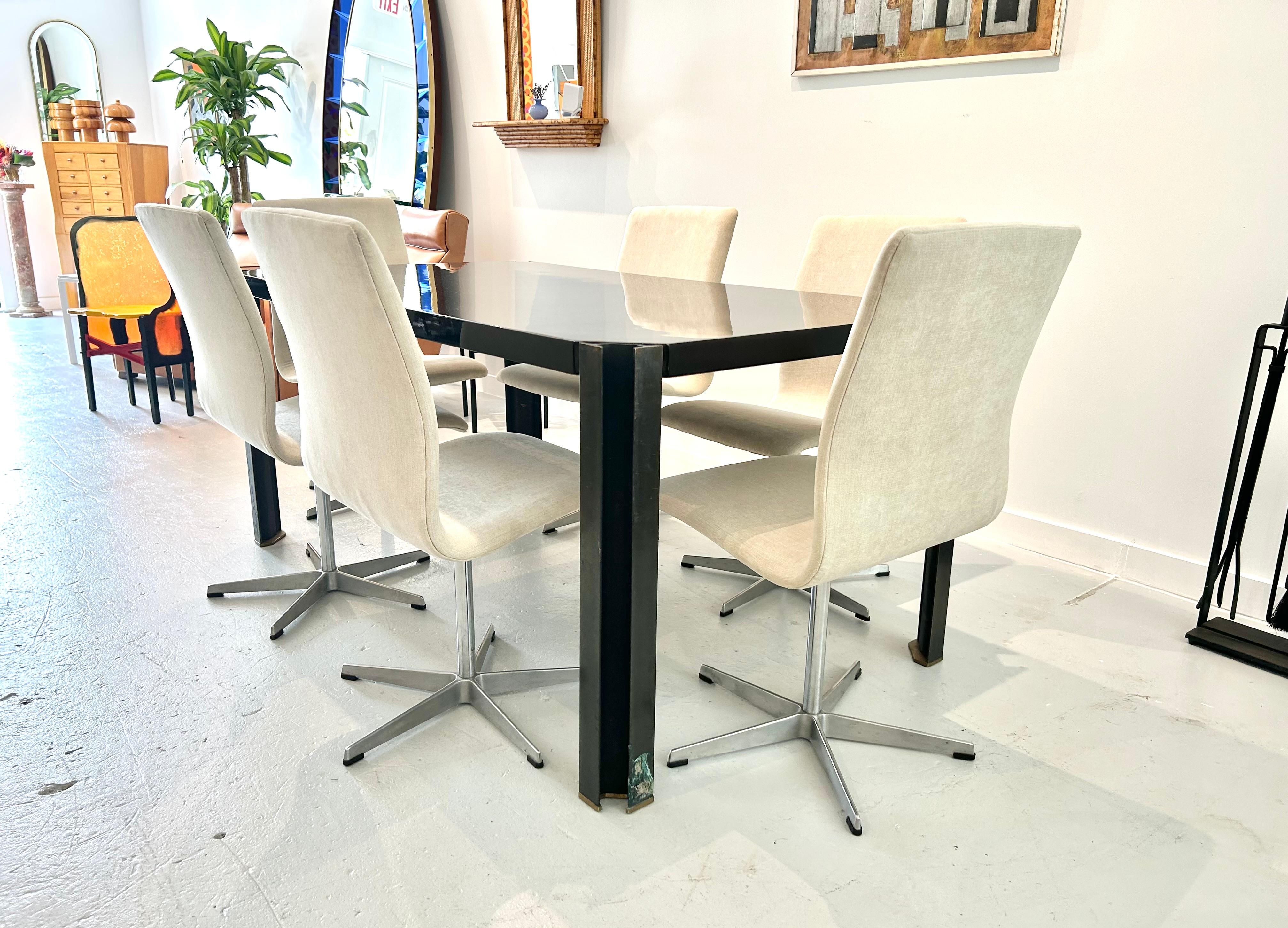 Table d'Osvaldo Borsani pour Tecno en vente 7