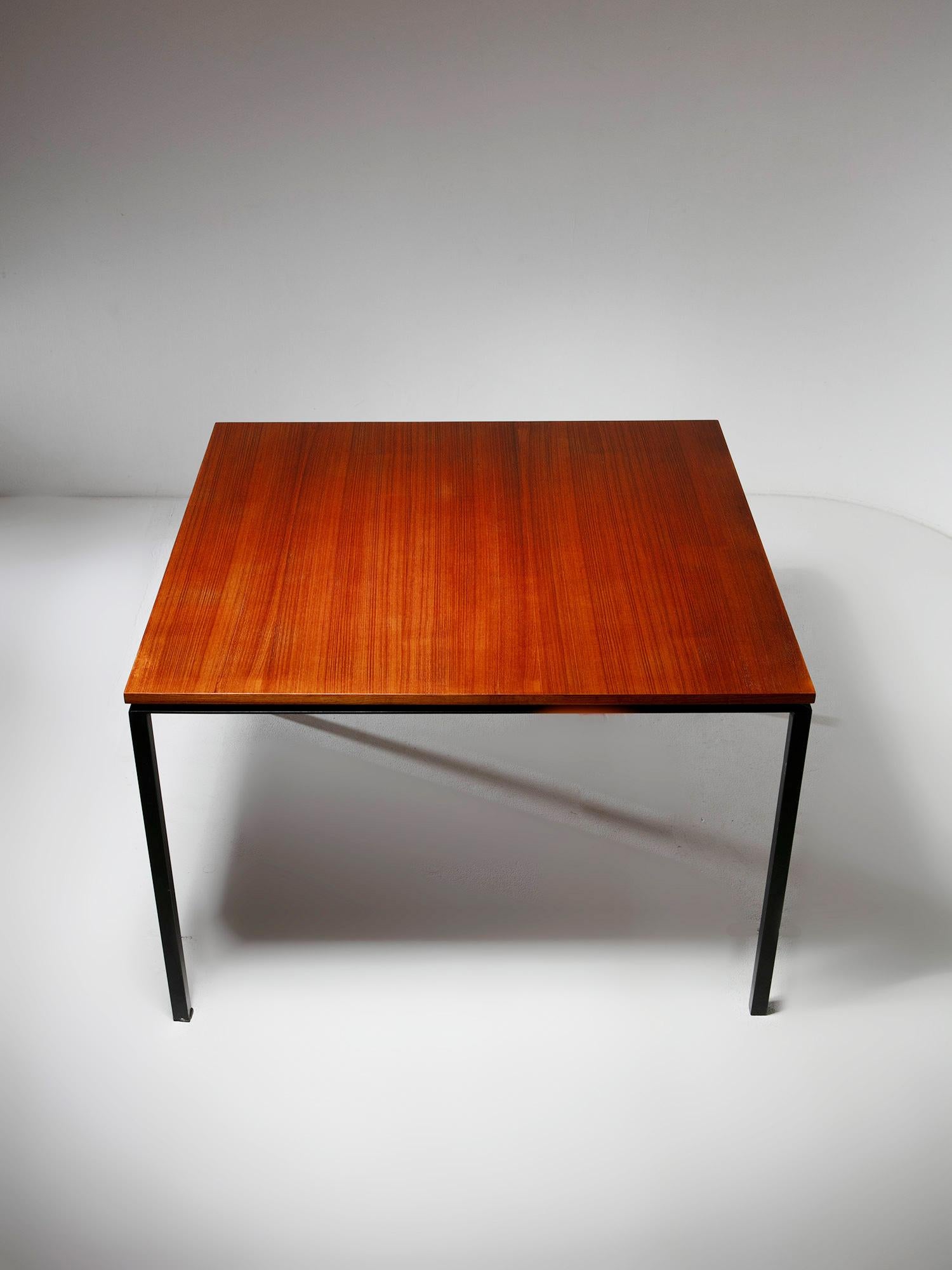 Wood Squared Dining Table by Paolo Tilche for Arform, Italy, 1950s In Good Condition For Sale In Milan, IT