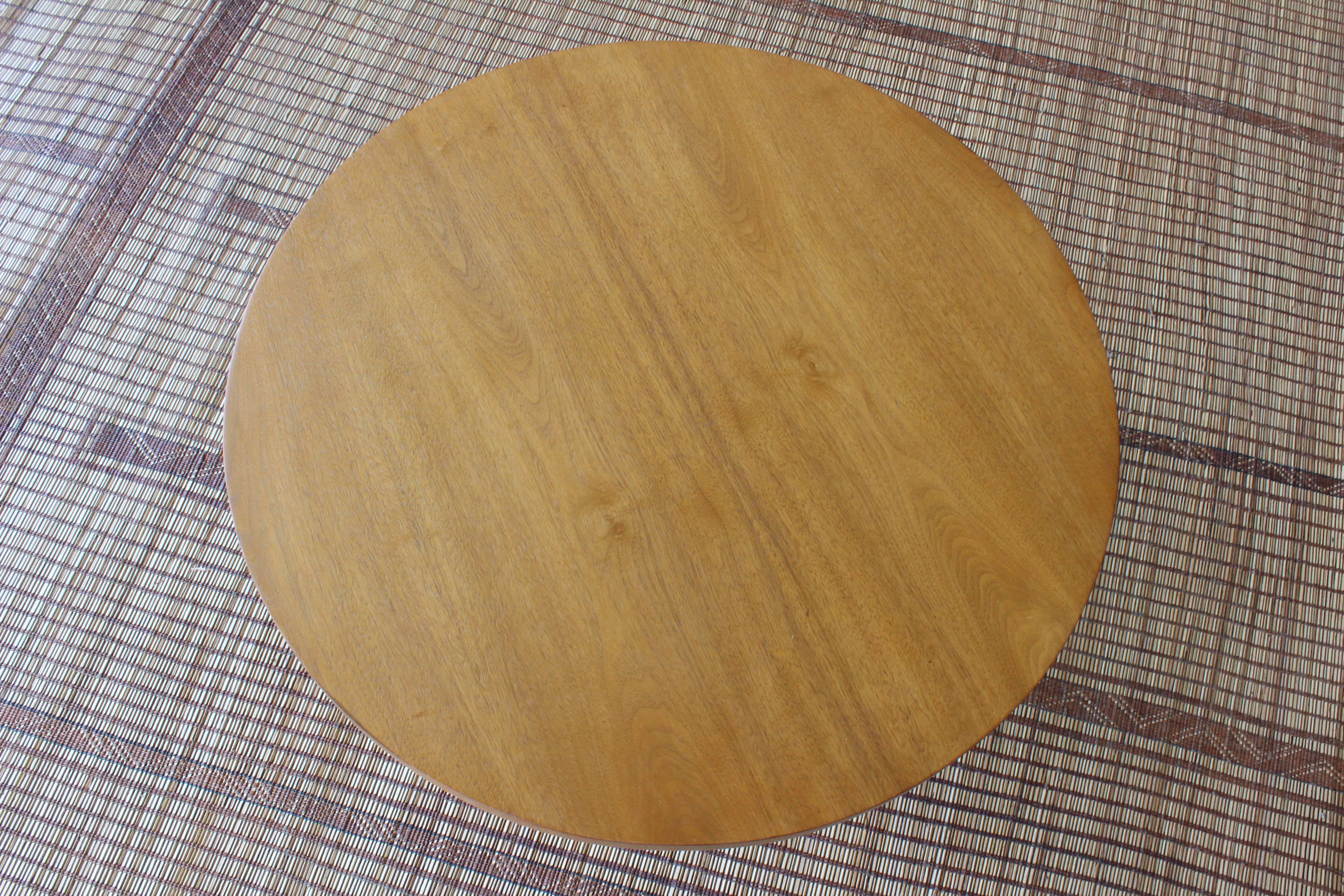 Table by T.H. Robsjohn Gibbings for Widdicomb, 1950s In Excellent Condition In Los Angeles, CA