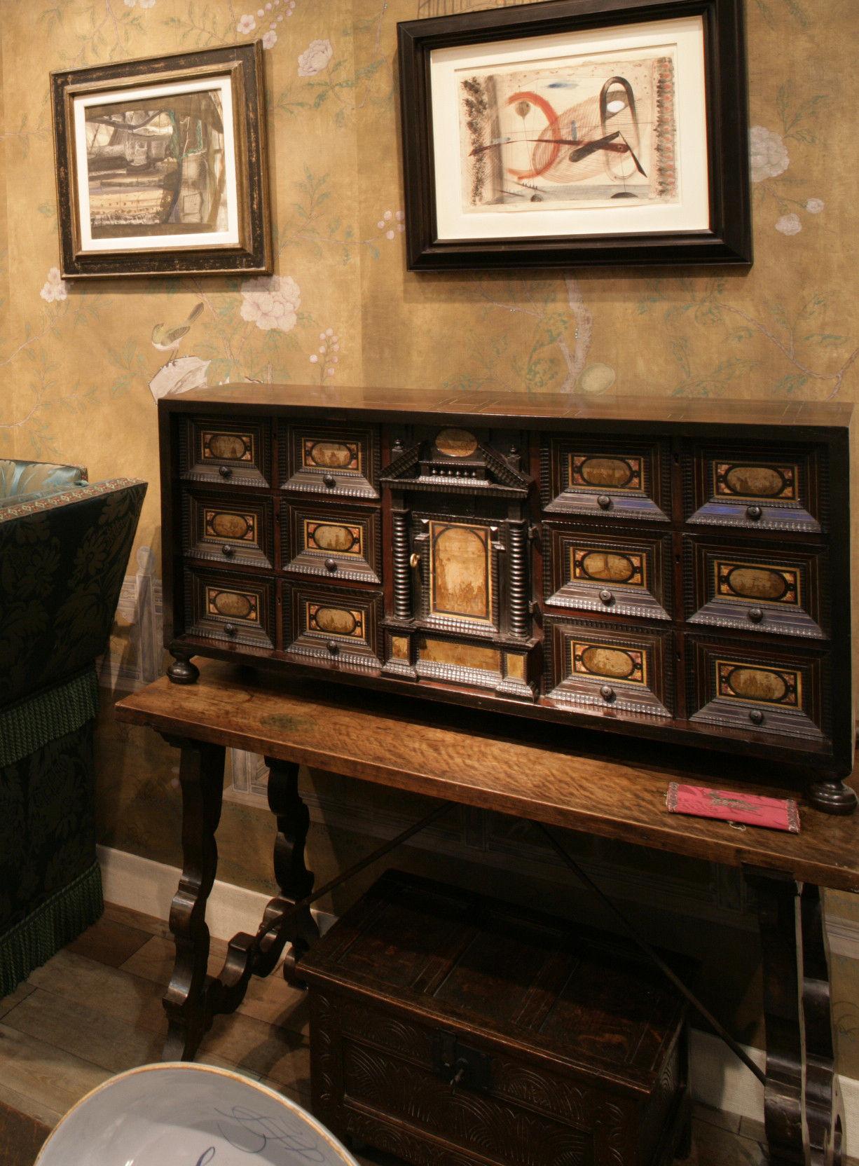 Inlay Table Cabinet, Early 17th Century, Italian Baroque, Pietra Paesina Mounted Walnu For Sale