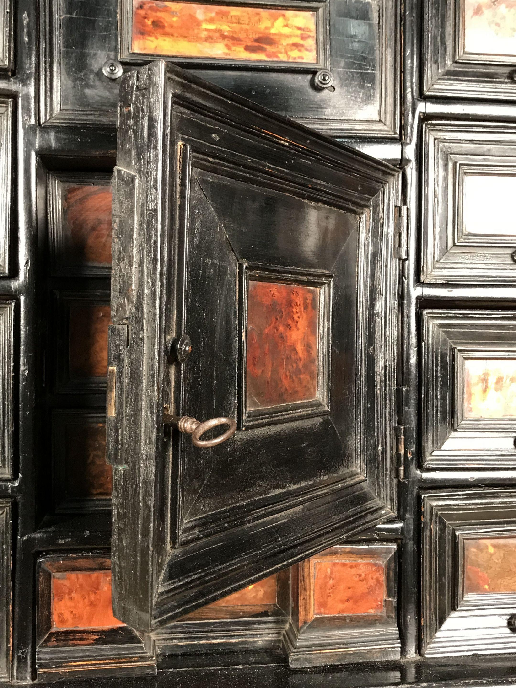 Table Cabinet, Mid-17th Century, Flemish Baroque, Ebonized and Tortoishell For Sale 5